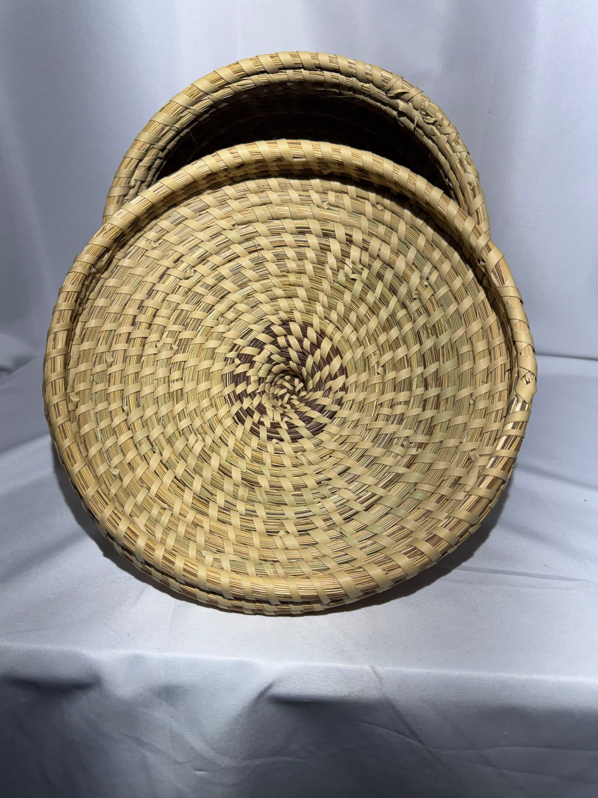 Handwoven Sweetgrass Basket – Sarah Green Family – Charleston, SC