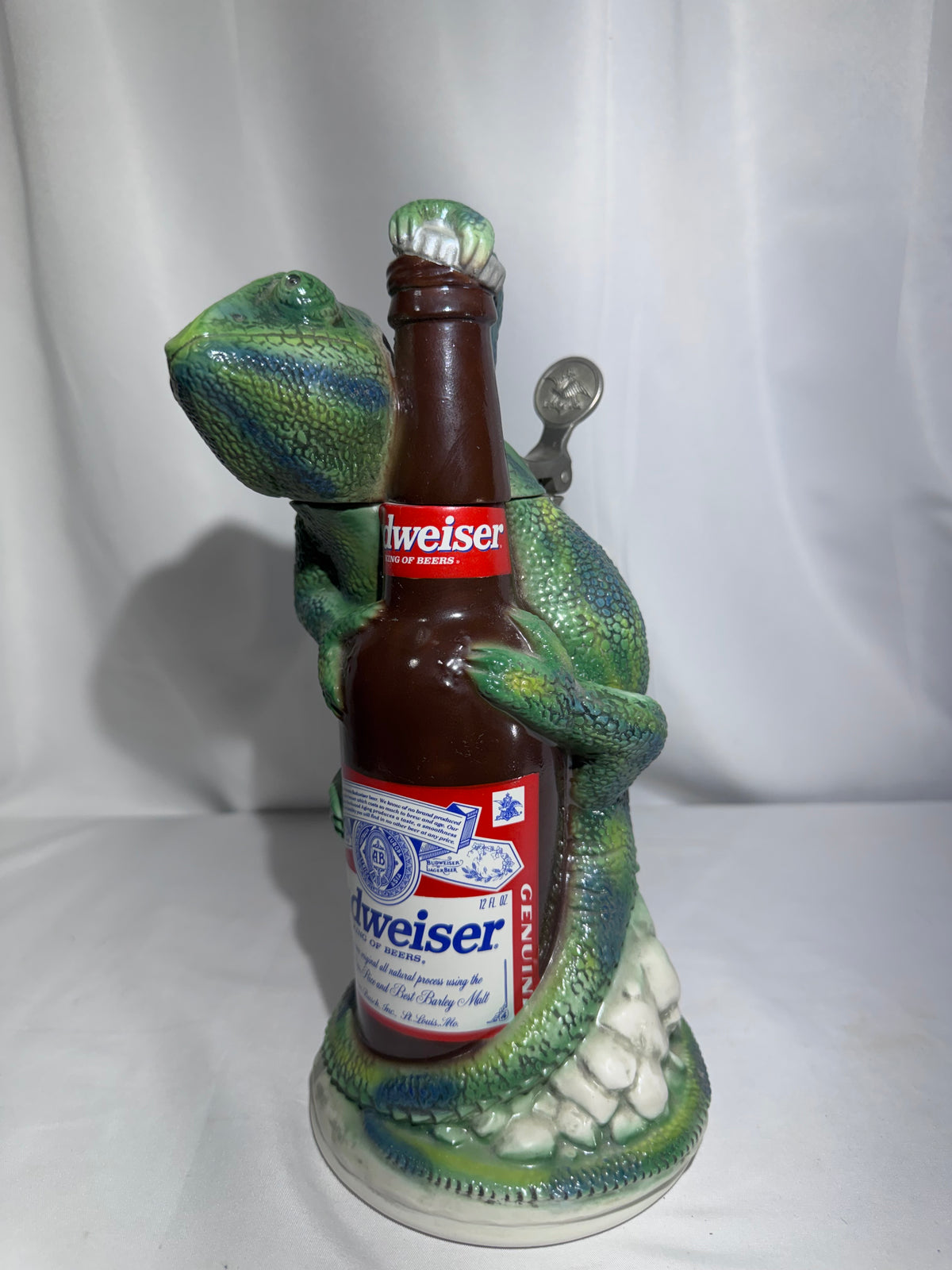 Vintage 1997 Budweiser Louie the Lizard Character Stein CS344 – Ceramarte Brazil – Boxed
