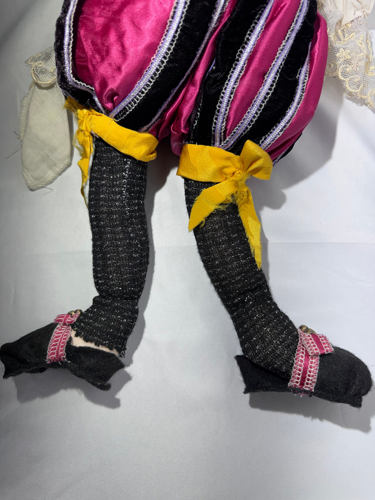 Vintage Handmade Renaissance Jester / Courtier Cloth Doll – Elaborate Costume