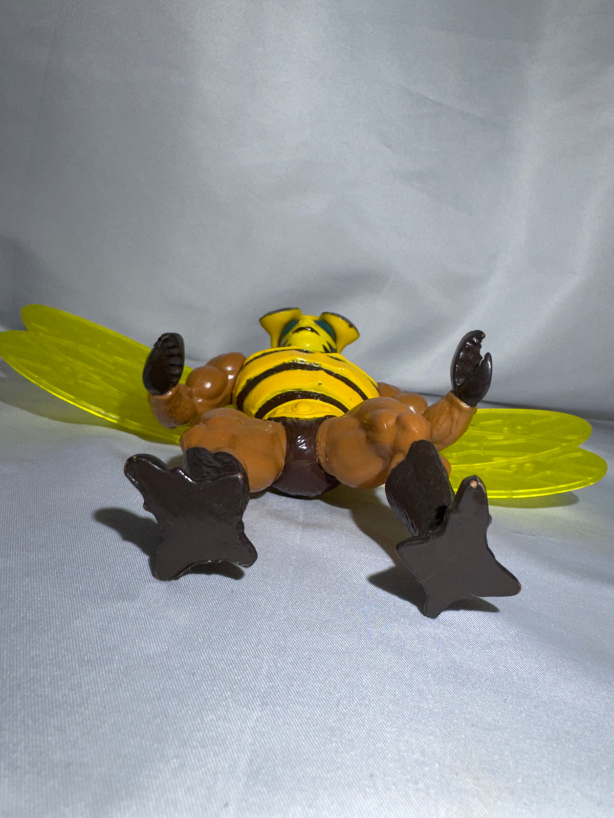 Vintage 1984 Mattel Masters of the Universe Buzz-Off Action Figure w/ Wings, Helmet & Axe