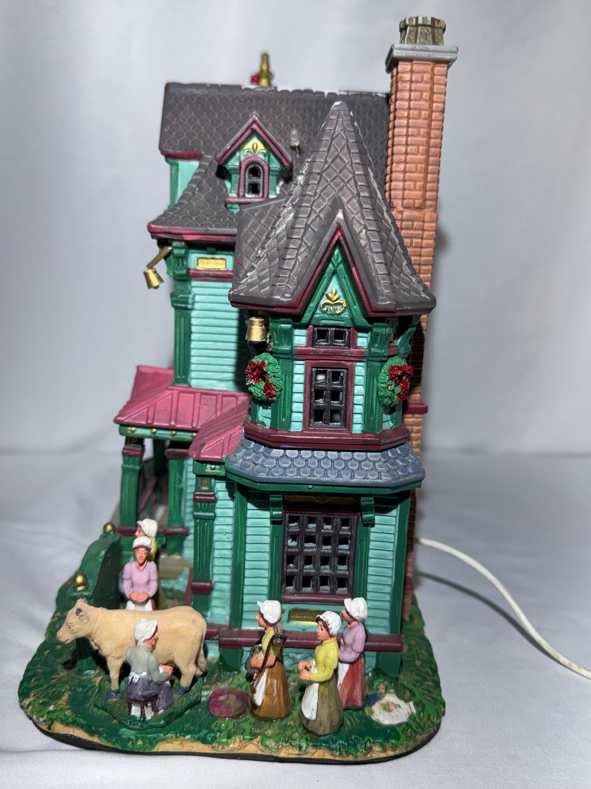 Lemax 12 Days of Christmas Manor #95869 – 2009 Sights & Sounds Collection – Retired Christmas Village -Read