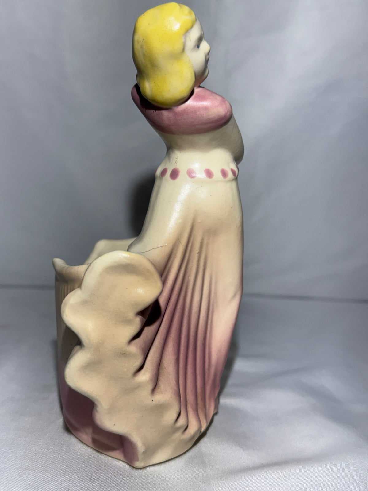 Vintage Hull Pottery Dancing Lady Planter #955 – 1940s Art Deco Figural Vase – Hairline Crack