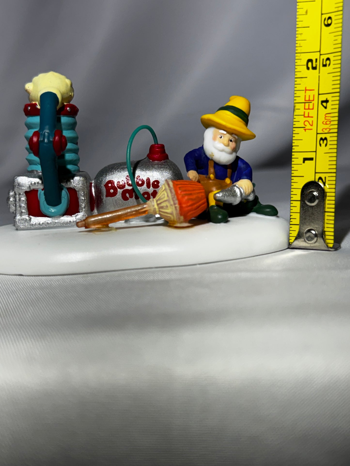 Department 56 North Pole How Bubble Lights Get Bubbles #4025290 Retired Elf Figurine w/ Box