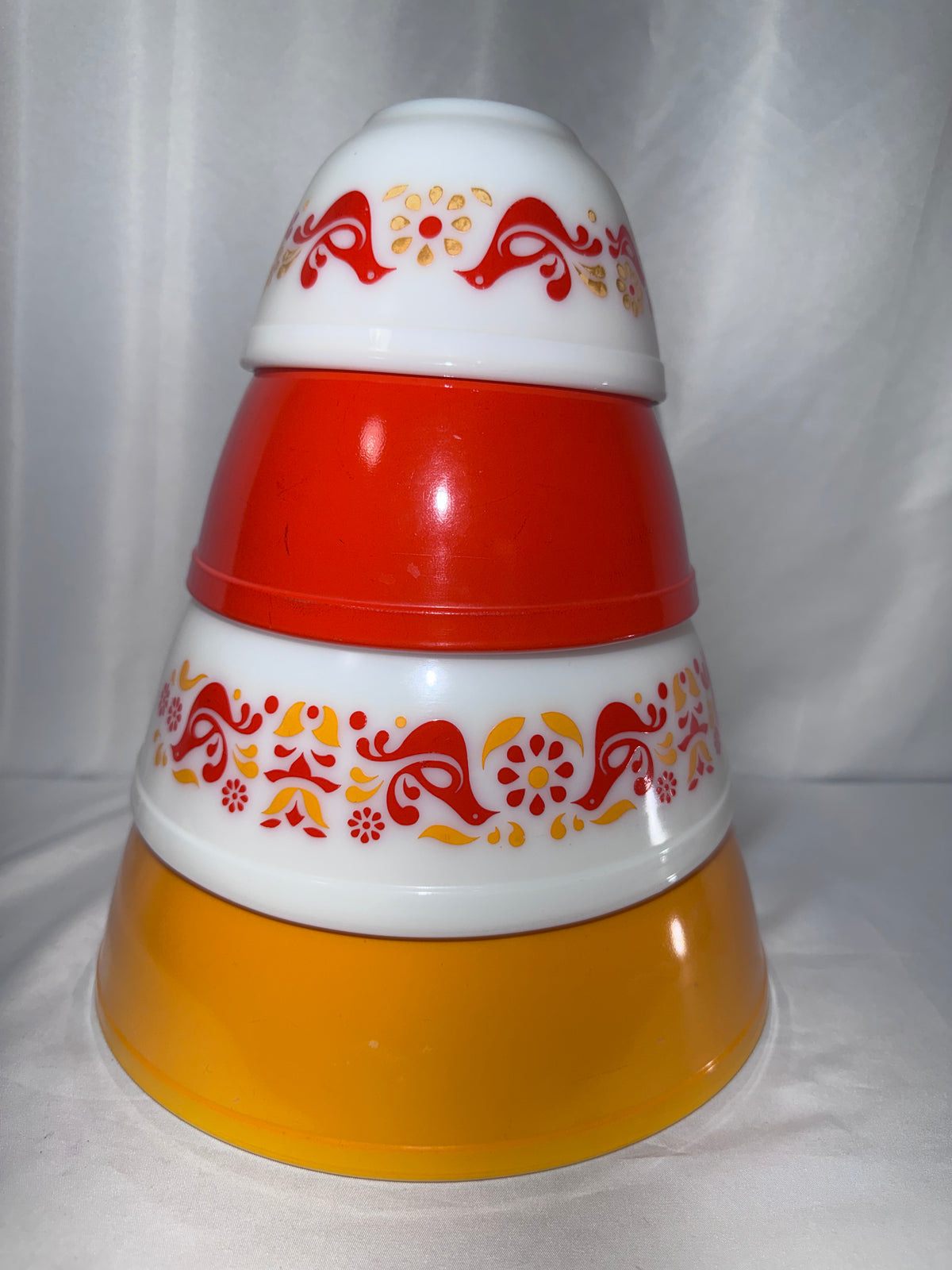 Vintage Pyrex Friendship Mixing Bowl Set of 4 401 402 403 404 Red Orange Roosters
