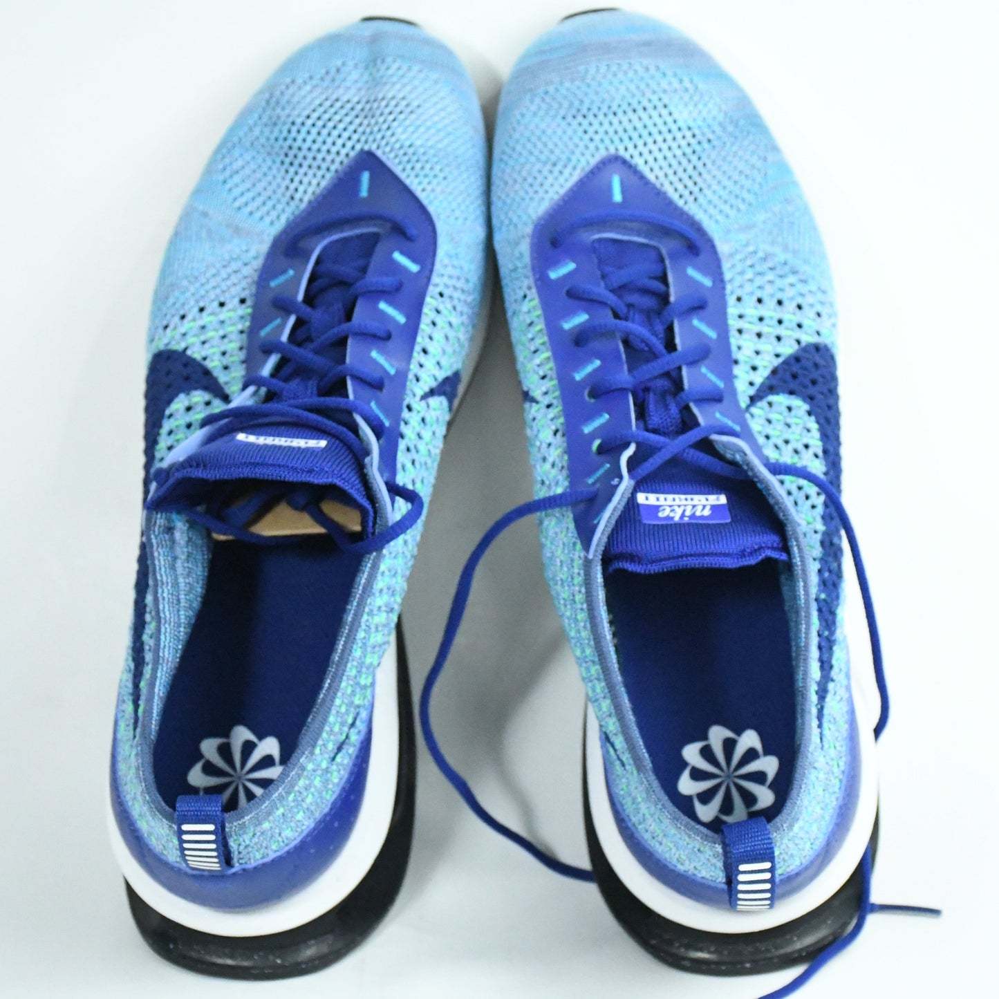 Nike Men's Air Max Flyknit Racer Size US 11 Running Trainer Sneaker
