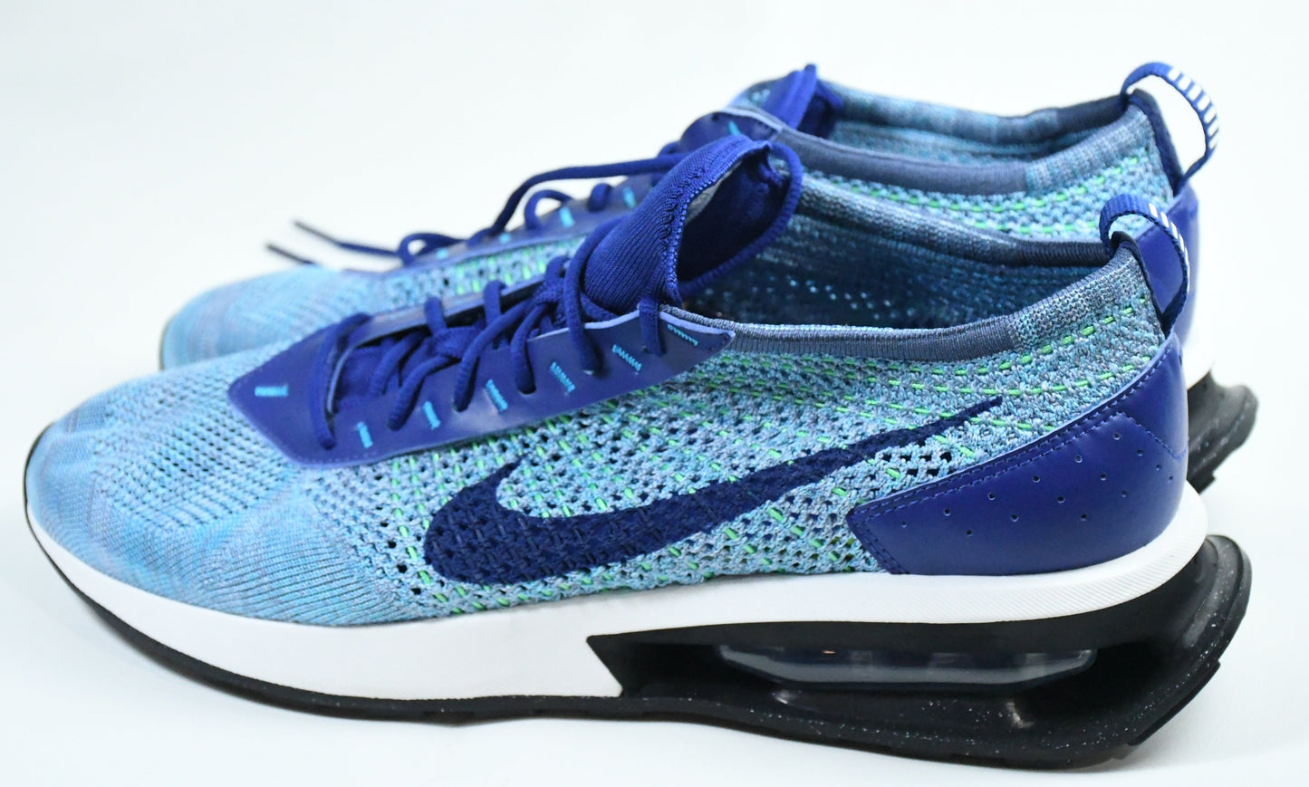 Nike Men's Air Max Flyknit Racer Size US 11 Running Trainer Sneaker
