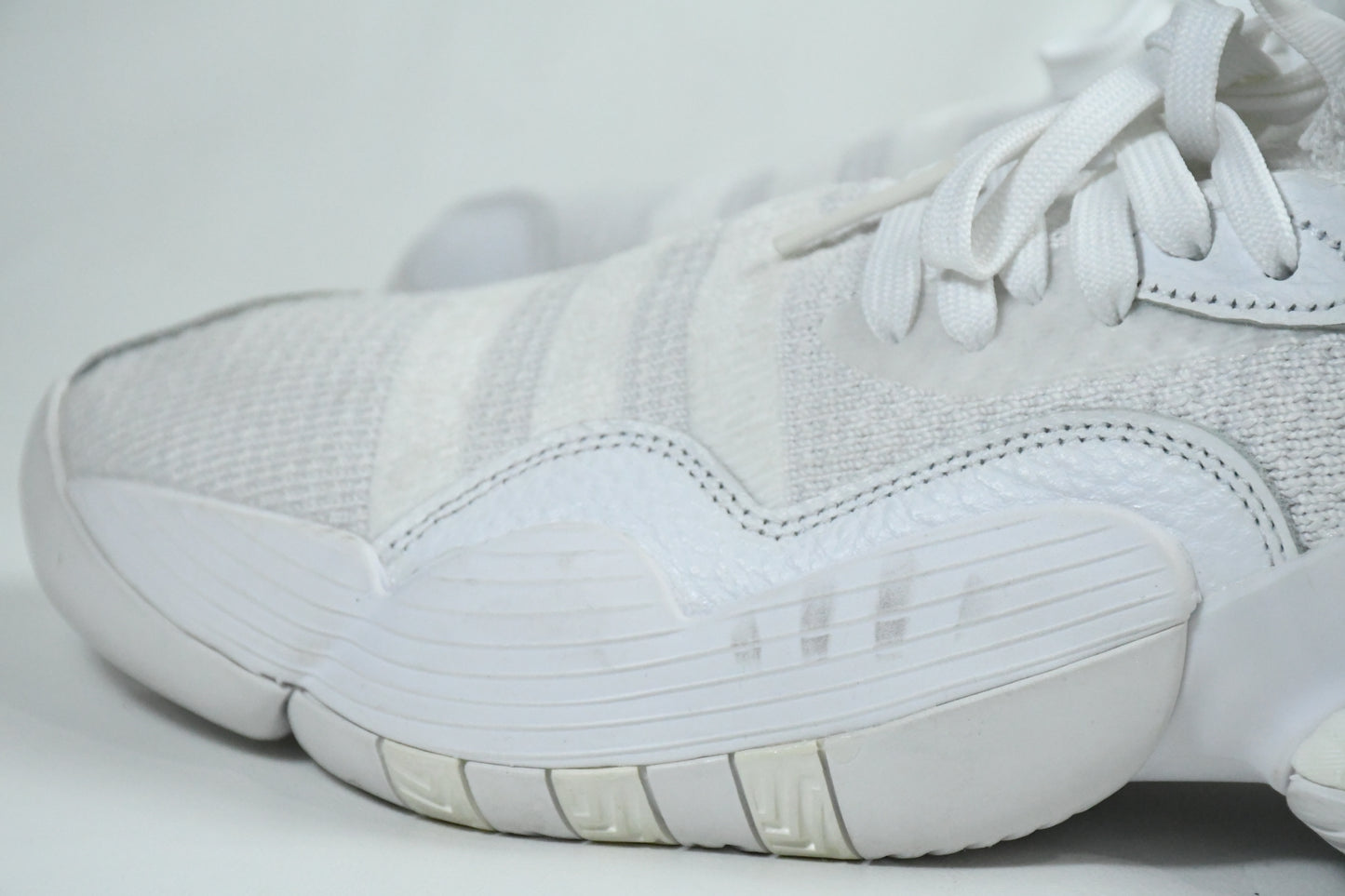 Adidas Tra Young Basketball Shoes Men's US Size 12 All white