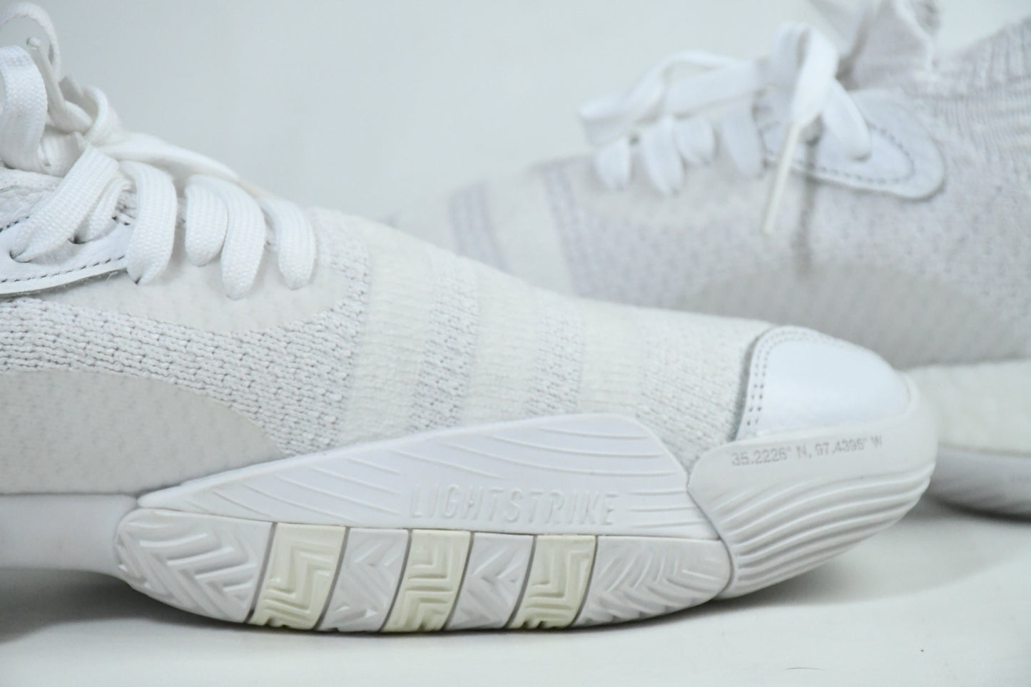 Adidas Tra Young Basketball Shoes Men's US Size 12 All white
