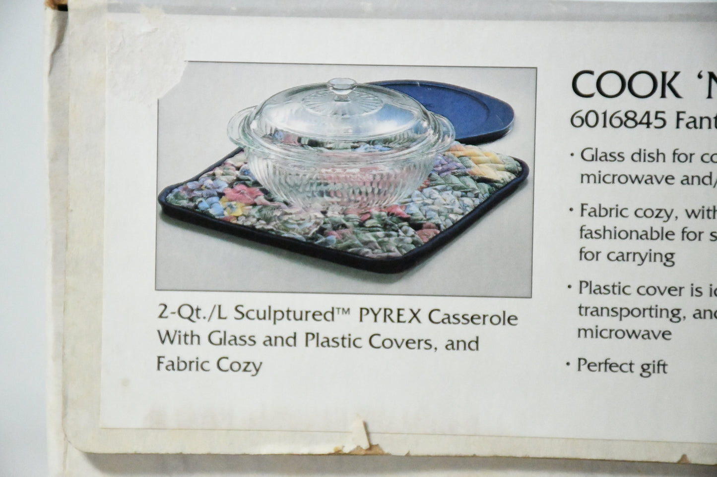 Pyrex Design Ovenware by Corning-1993- 2Qt Casserole w/ glass & plastic Cover & Fabric Cozy 6016845 Fantasy Garden Unopened box VTG