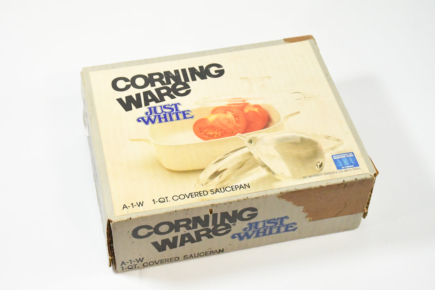 Corning Ware-Just White- 1qt saucepan w/ cover - A-1-W - vtg-