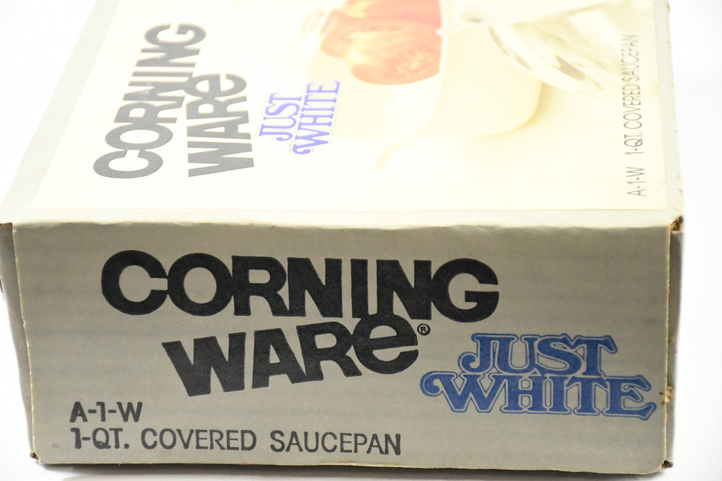 Corning Ware-Just White- 1qt saucepan w/ cover - A-1-W - vtg-