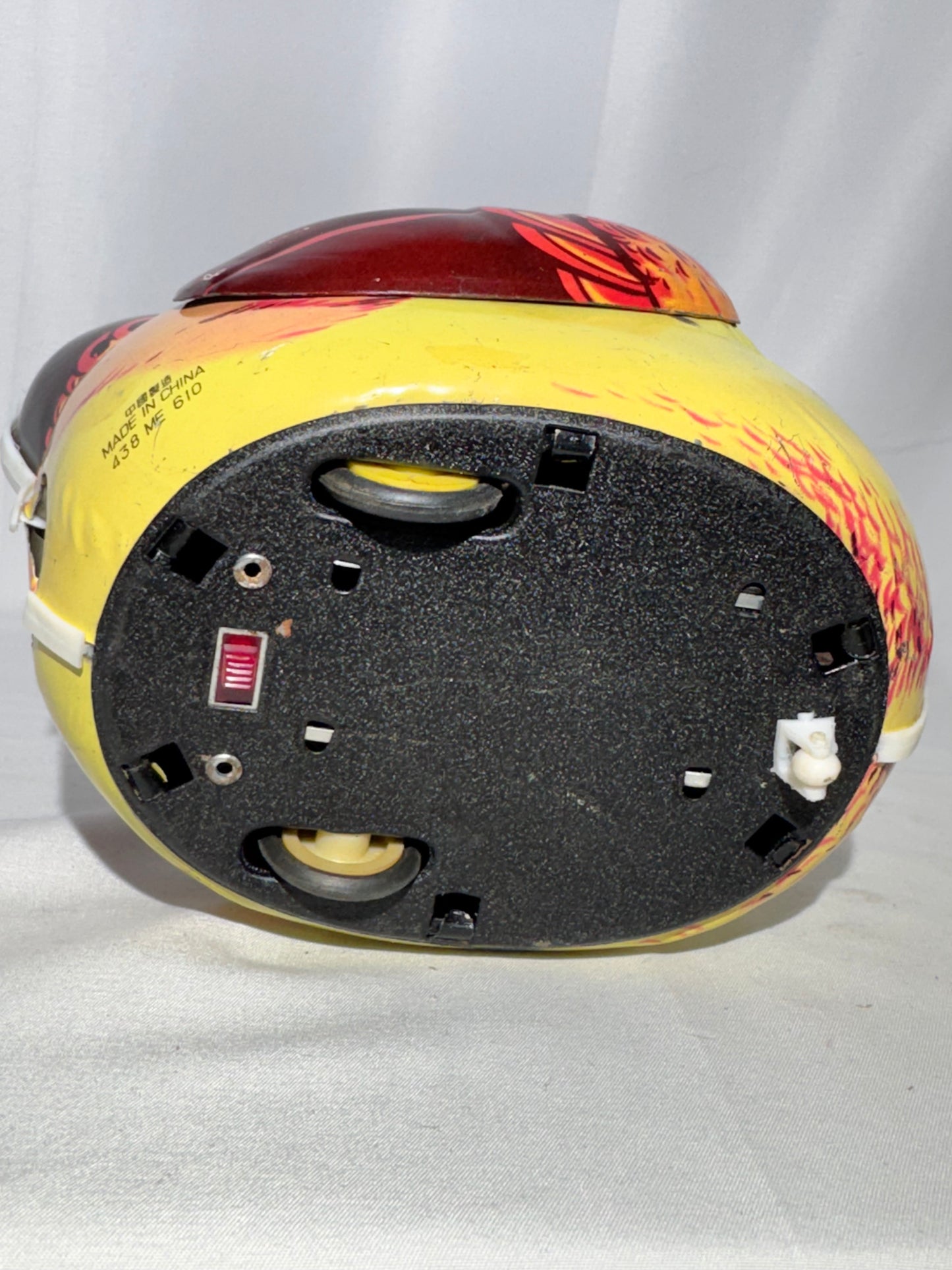 Vintage Tin Toy Hen – Battery-Operated Egg Laying Collectible