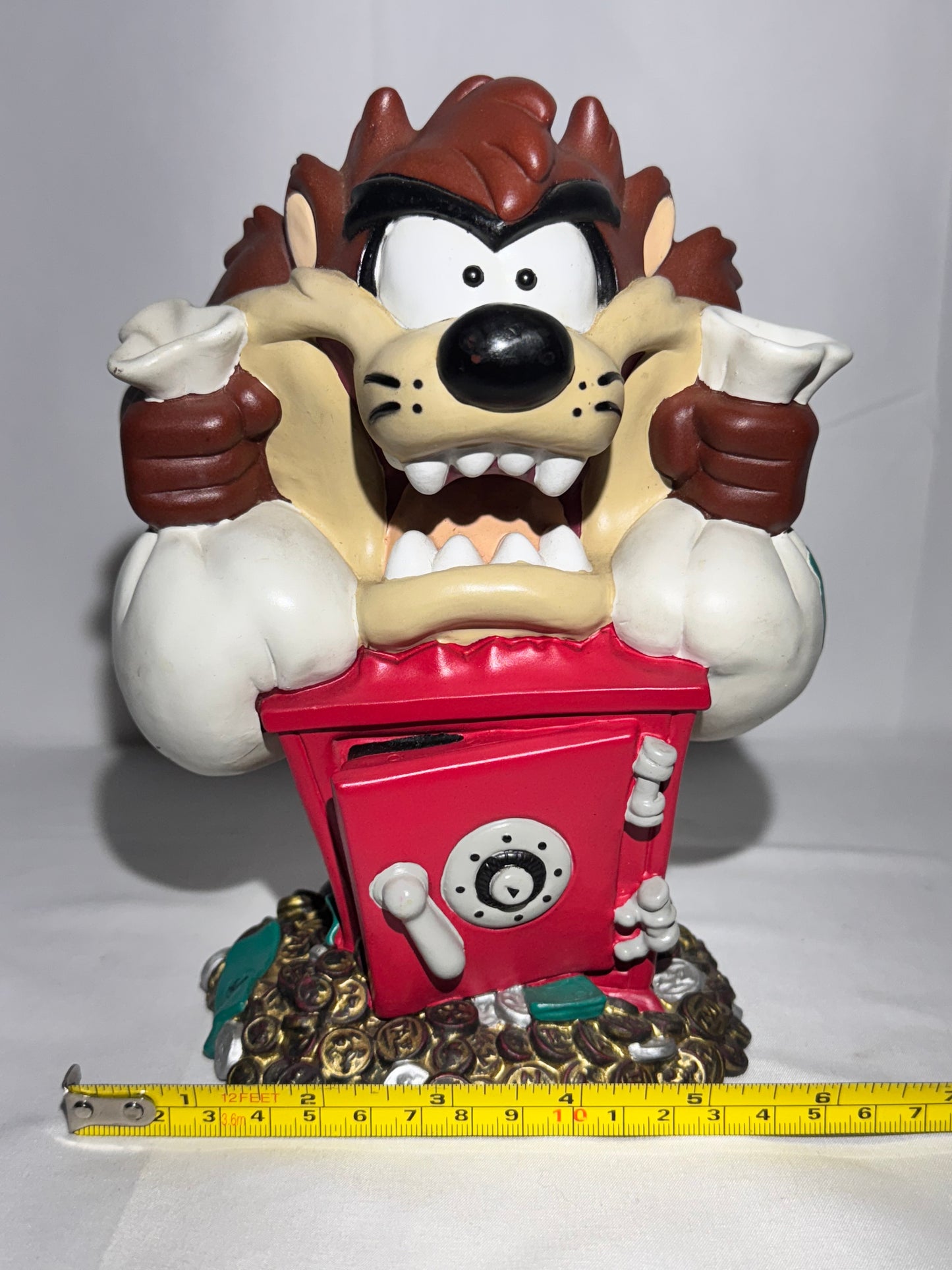 1997 Warner Brothers Taz Piggy Bank – Money Bags & Safe looney Tunes