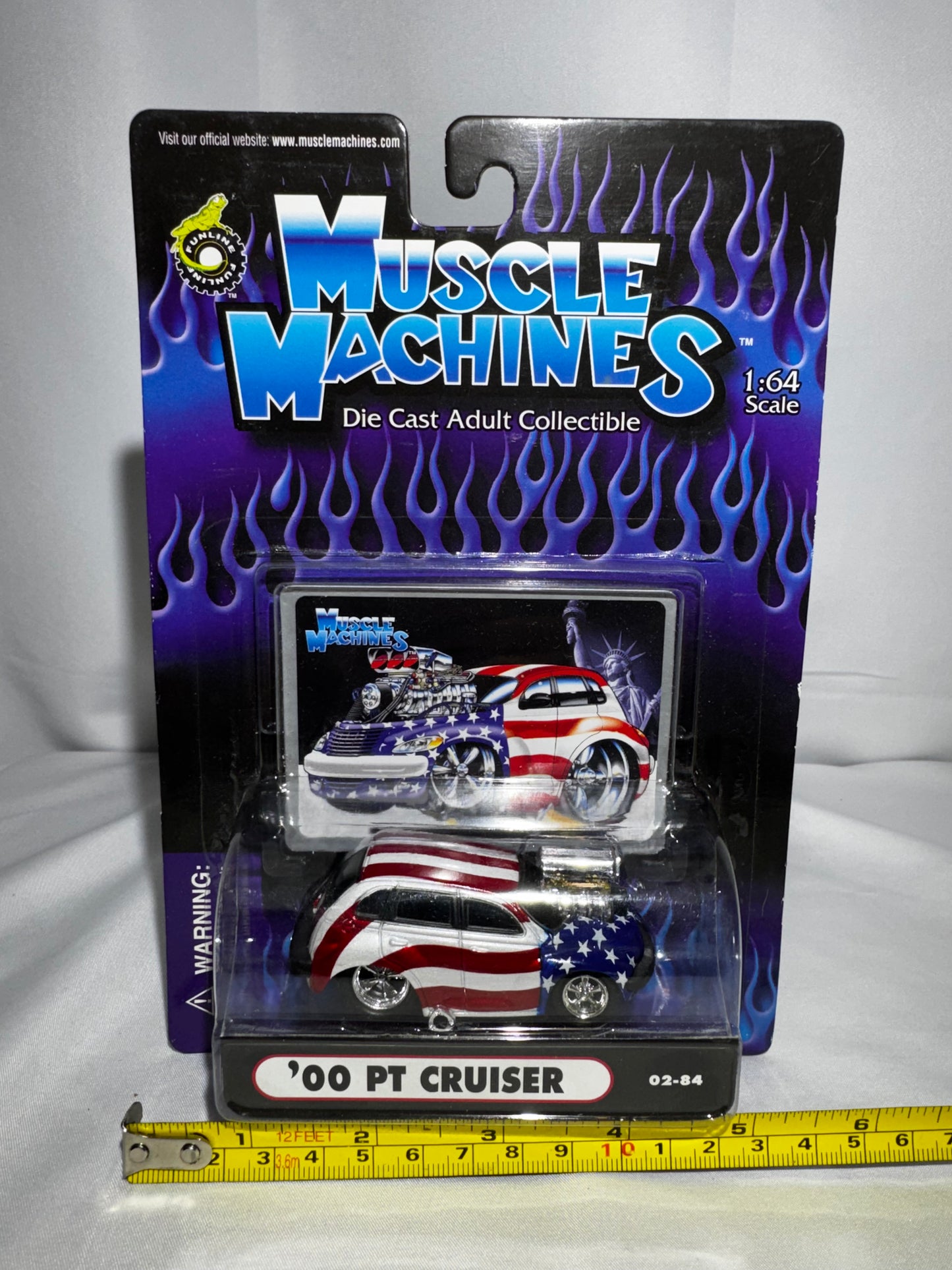 Muscle Machines 1:64 Scale 2000 Chrysler PT Cruiser Diecast