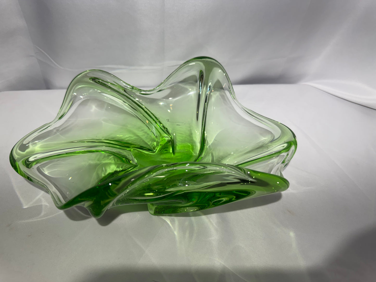 Vintage Mid-Century Emerald Green Hand Blown Art Glass Freeform Console Bowl 12”