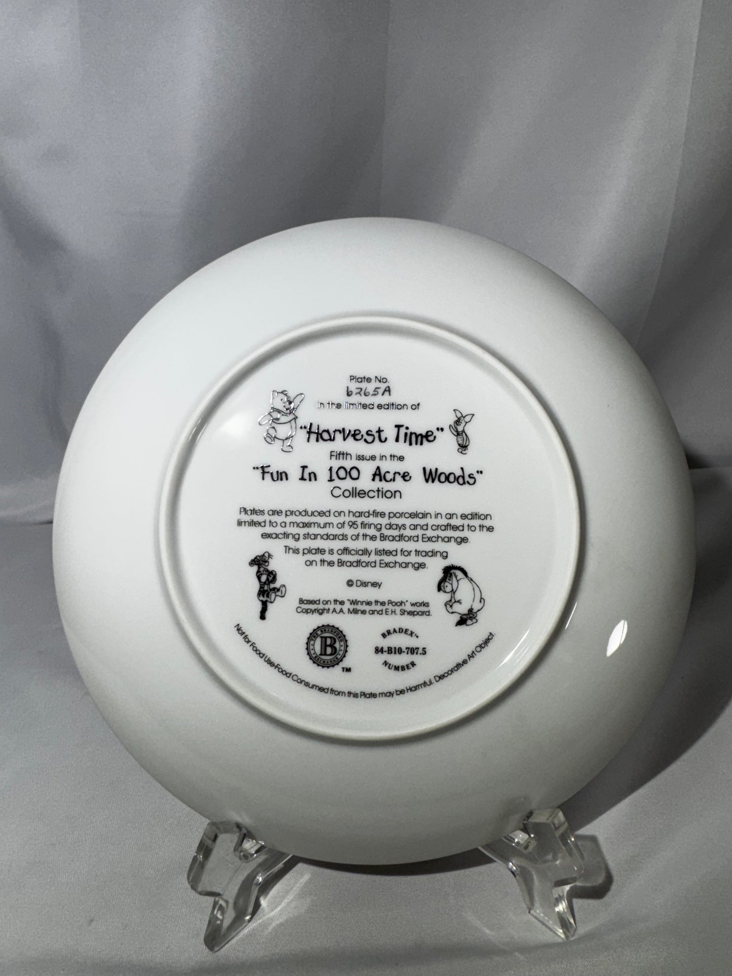 Bradford Exchange Winnie the Pooh “Harvest Time” Collector Plate COA 5th Issue