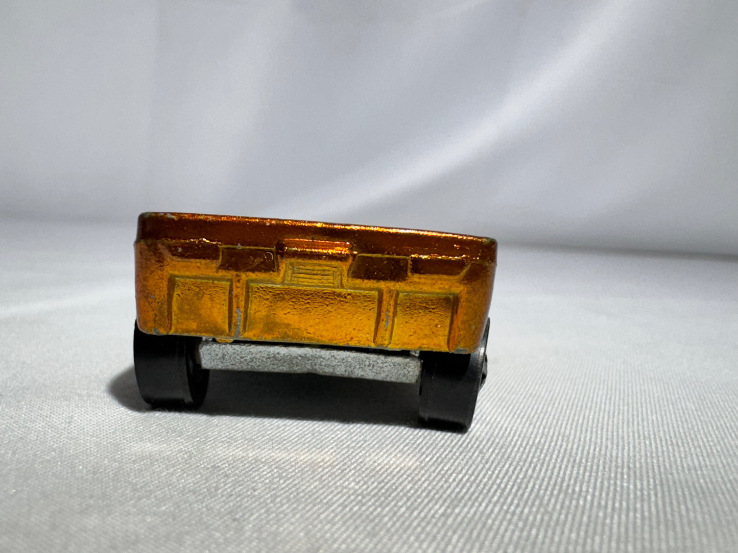 Hot Wheels McLaren M64 Redline – Gold – 1968 Mattel – US & Foreign Patent Pending