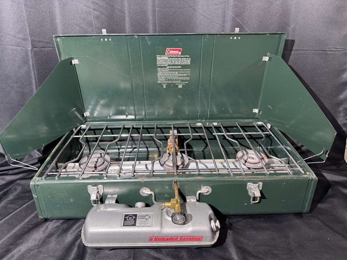 Vintage Coleman 426E 3-Burner Camp Stove – May 1986 – Made in USA