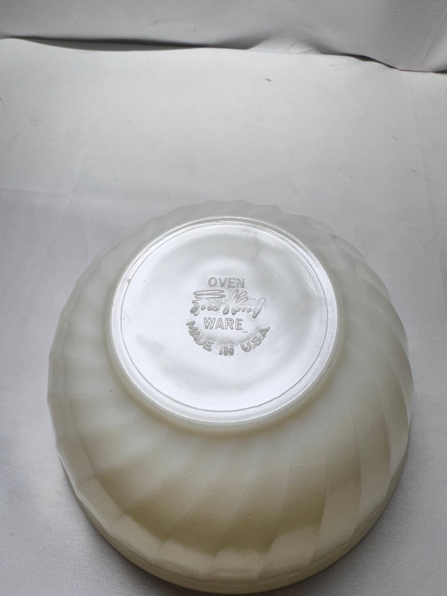 Vintage Anchor Hocking Fire-King White Swirl Milk Glass Nesting Mixing Bowls – Set of 5