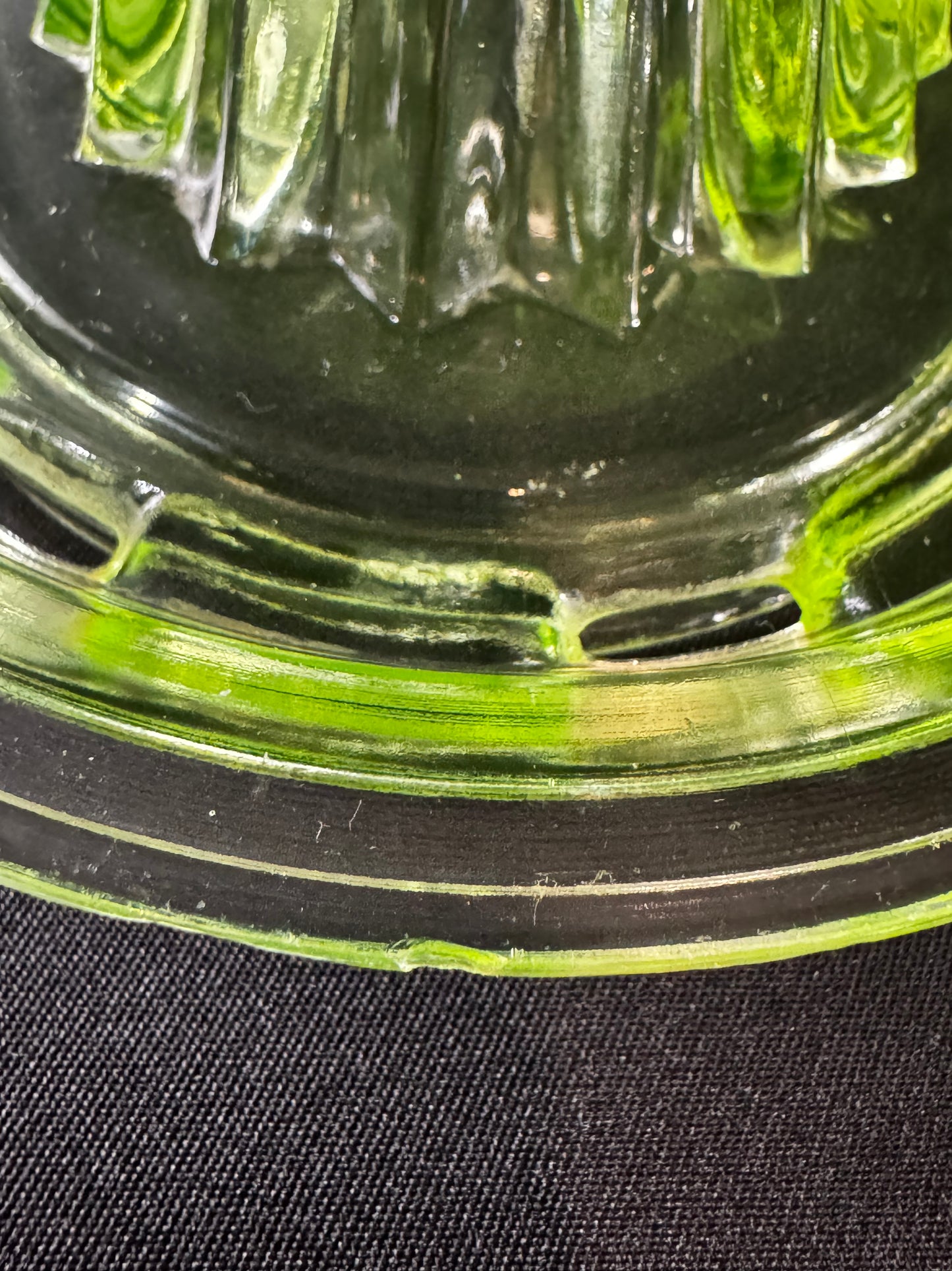 Vintage Uranium Glass Citrus Reamer Juicer Green Depression Glass 5.5” UV Reactive