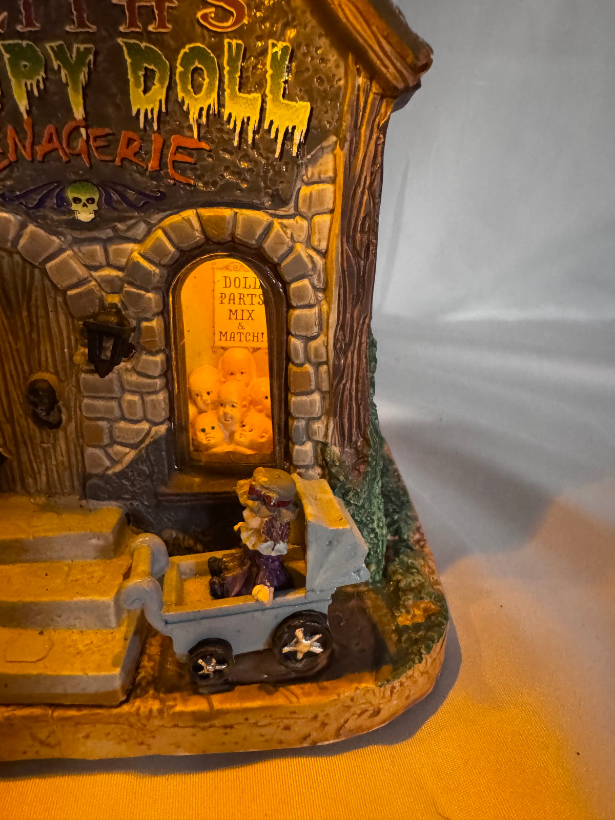Lemax Spooky Town Creepy Doll Shop – SKU #65071 – Retired Halloween Village Building