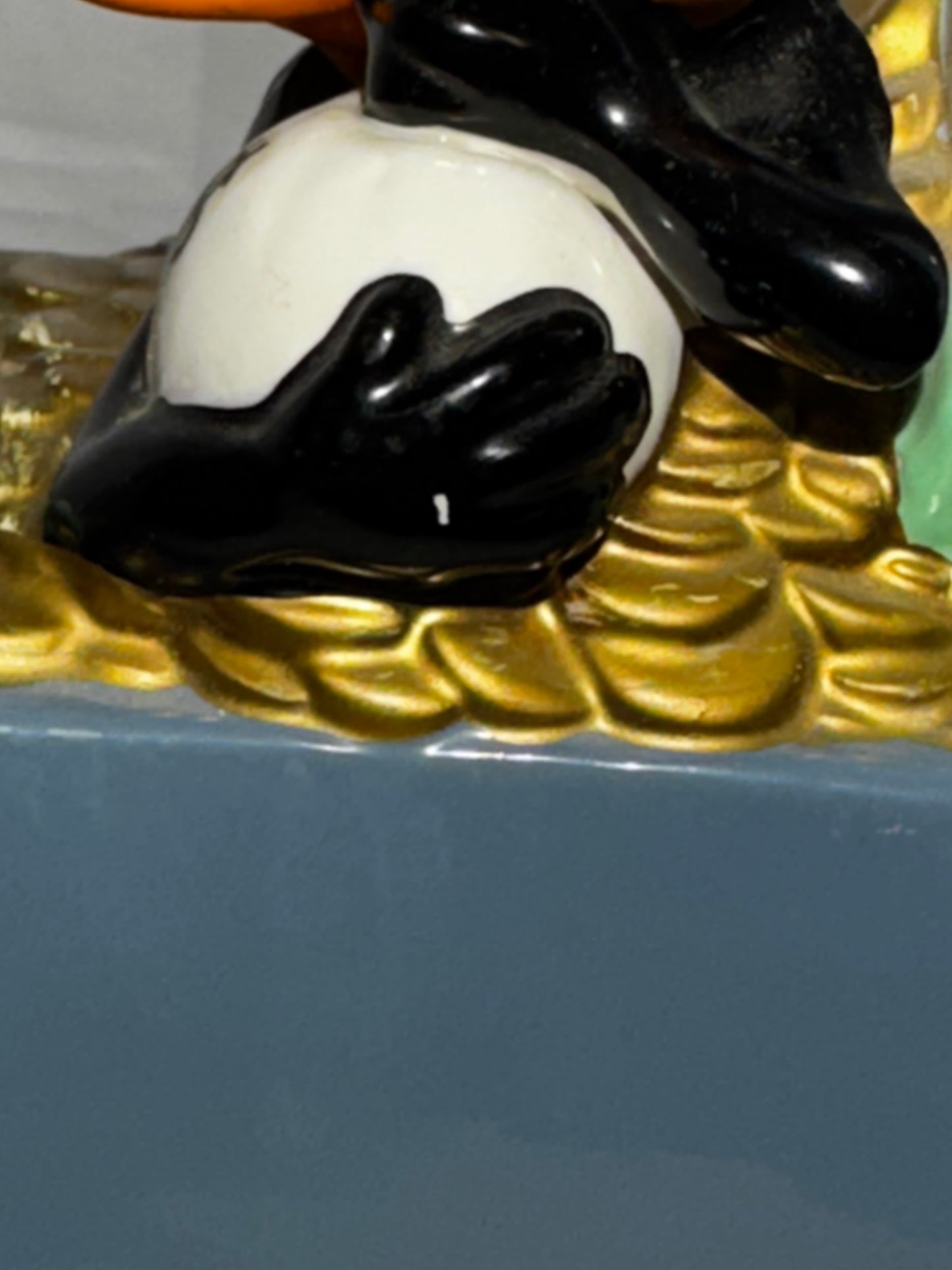 Vintage 1989 Looney Tunes Daffy Duck Safe Co Ceramic Piggy Bank Warner Bros