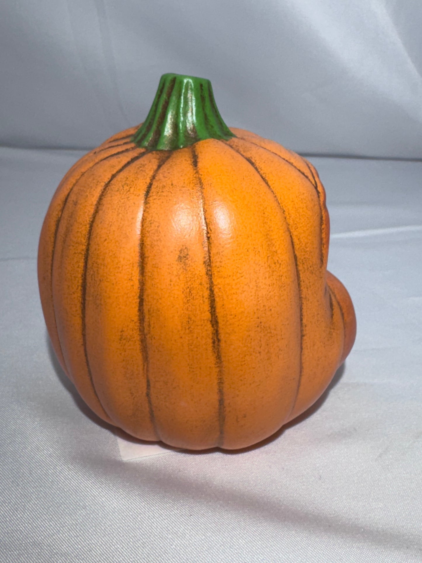 Vintage Hand-Painted Ceramic Anthropomorphic Pumpkin Figurine – CB 1999
