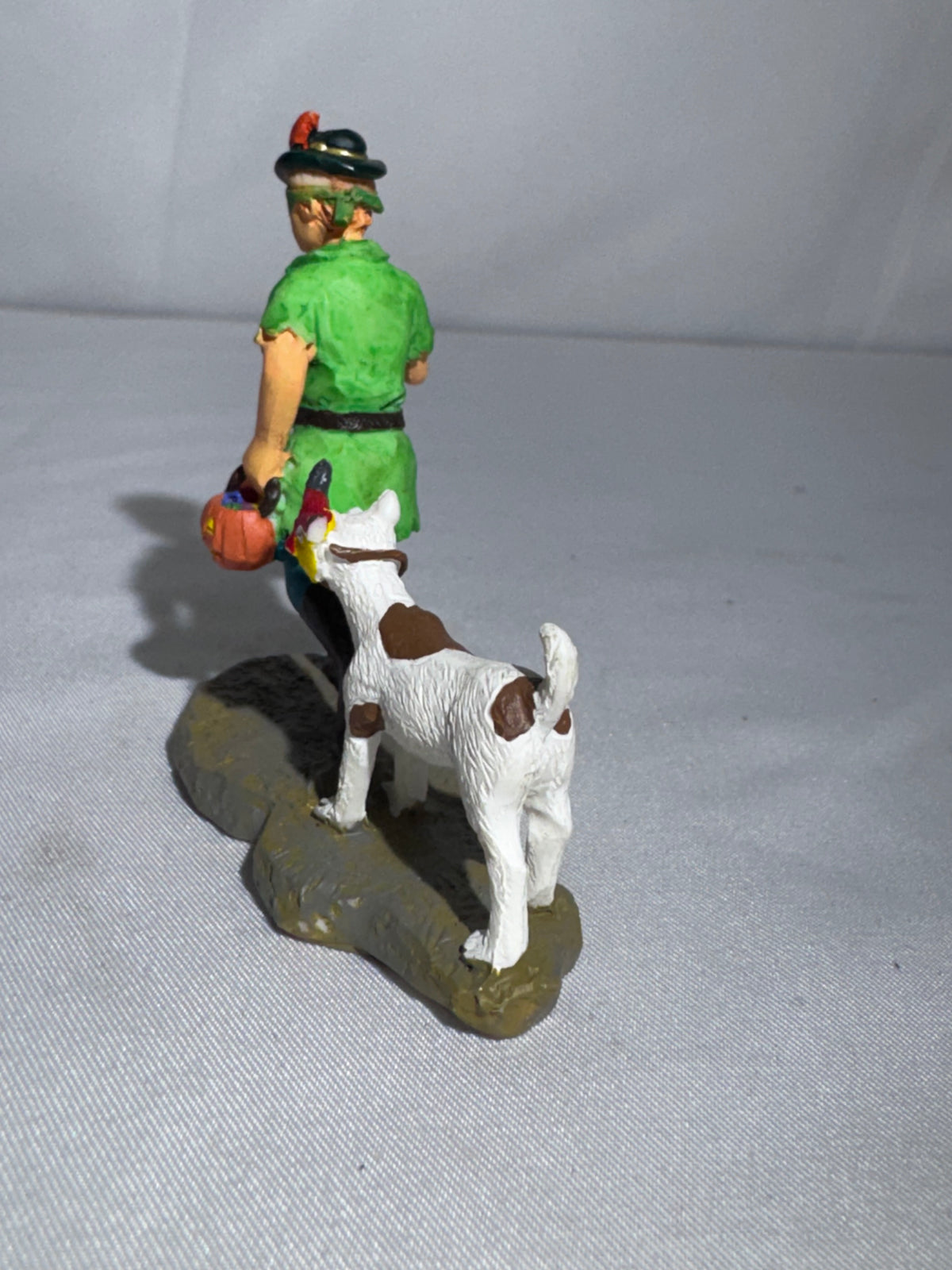 LEMAX Spooky Town Trick or Treating Fun #42217 – 2014 Halloween Figurine