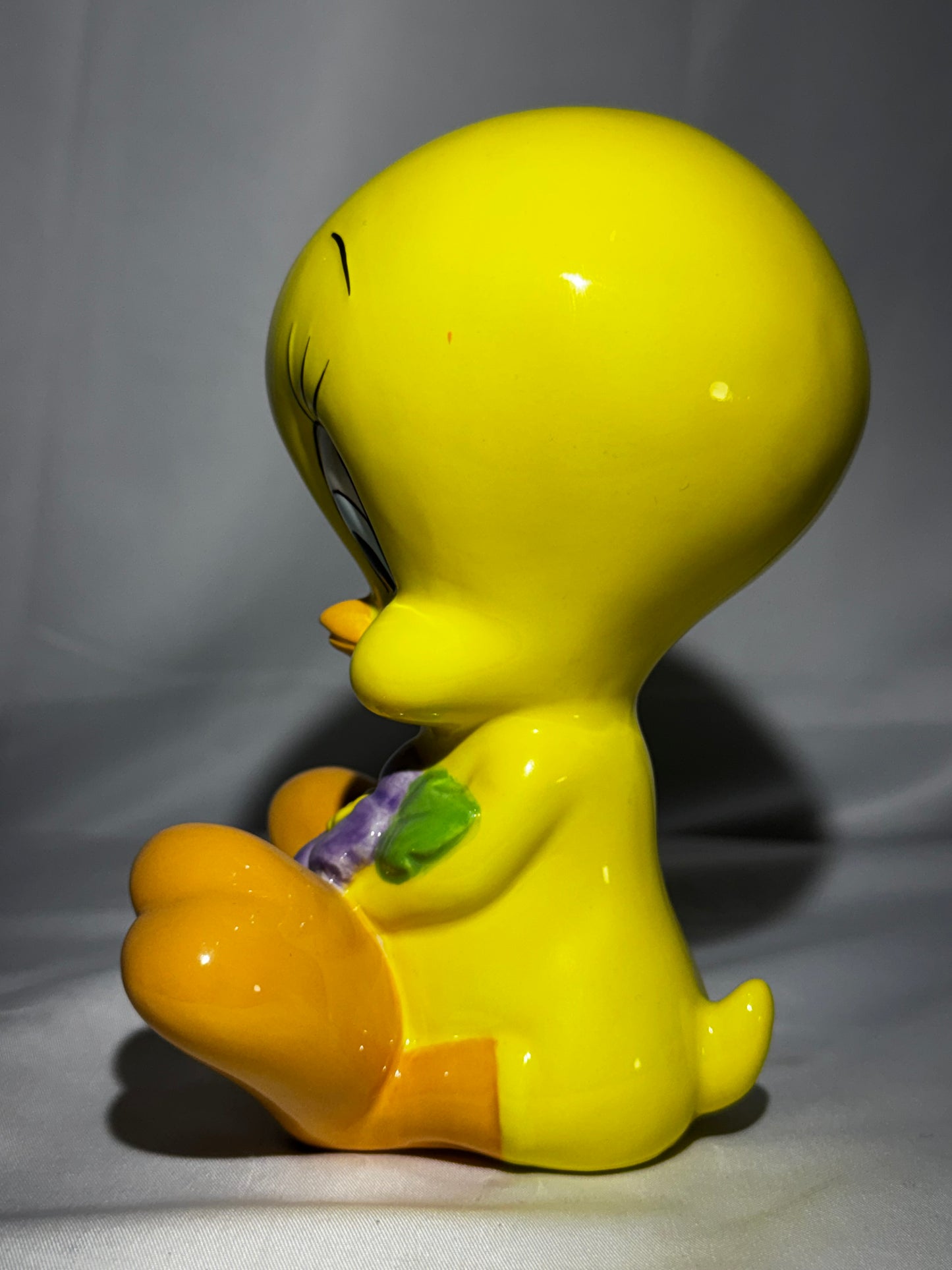 Vintage 1996/1997 Tweety Bird Ceramic Coin Bank w/ Stopper 6.5” Warner Bros Looney Tunes