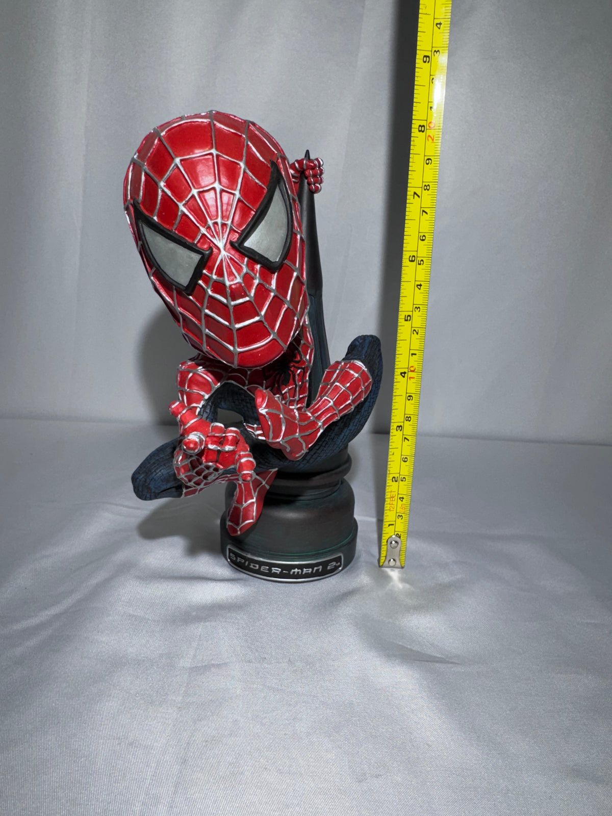 2004 NECA Extreme Head Knockers Spider-Man 2 Bobblehead – With Original Collector Box