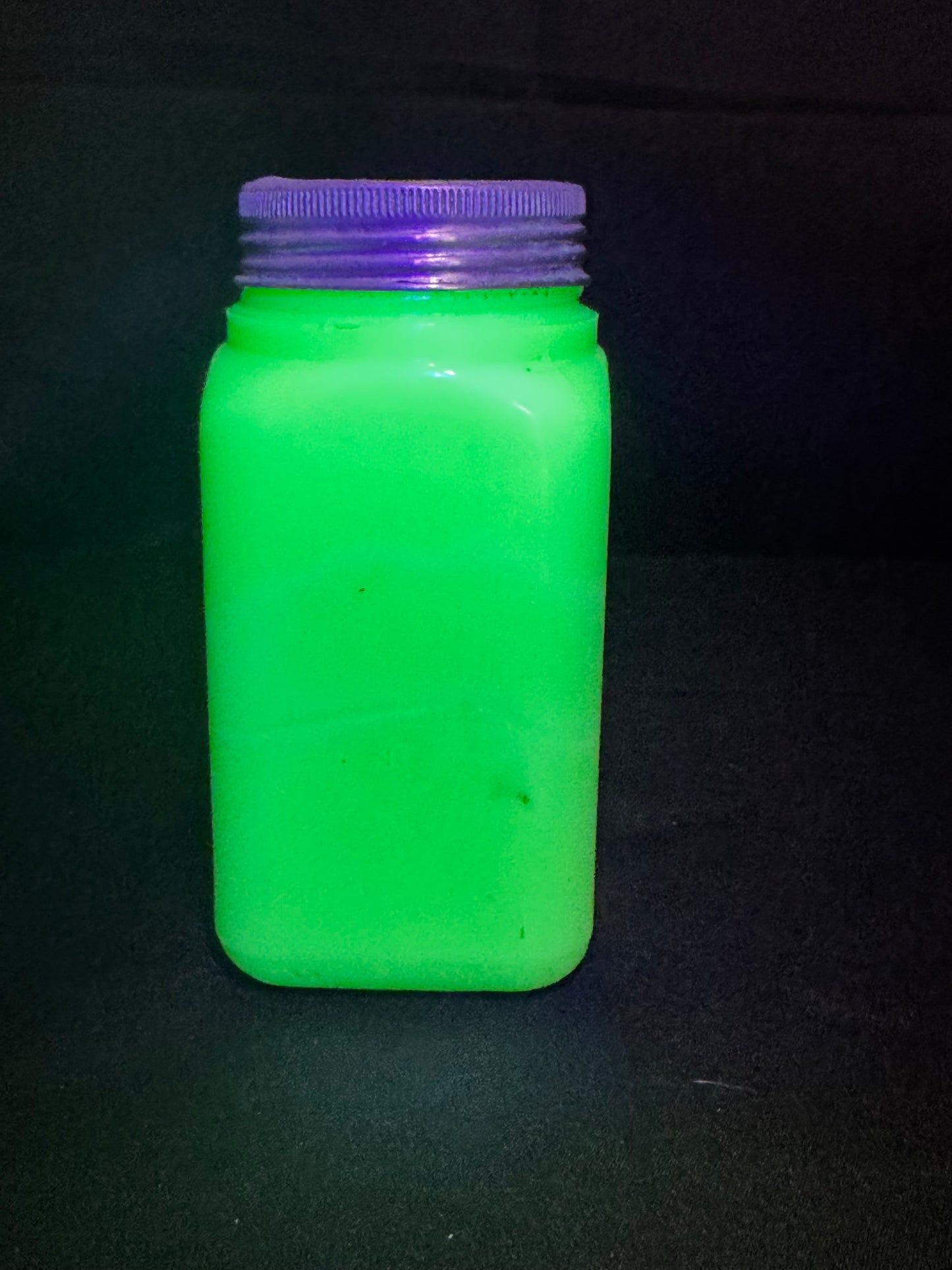 Vintage Jadeite Uranium Glass Range Salt Shaker Large Box Pattern UV Glow 5”