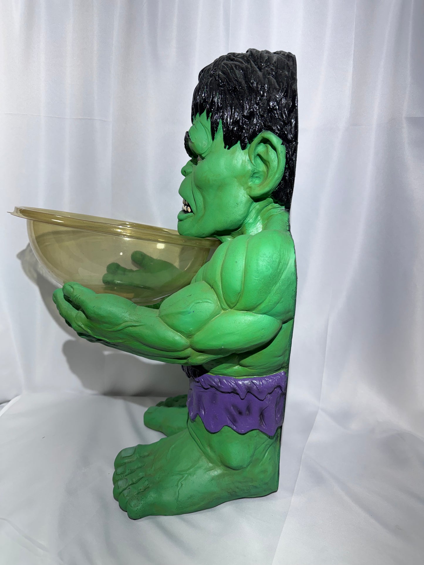 Marvel Hulk Candy Bowl Holder – Rubie’s Costume Co. 19” Halloween Decor