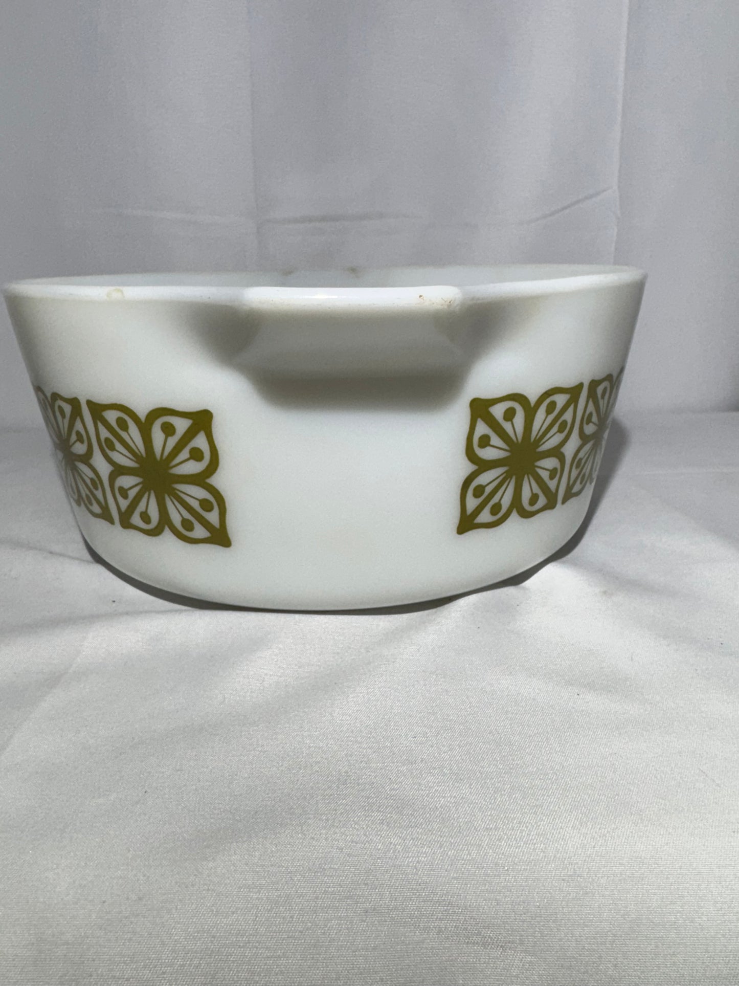 Pyrex 2.5 Quart Casserole Dish – Verde Square Flower Pattern 475-B