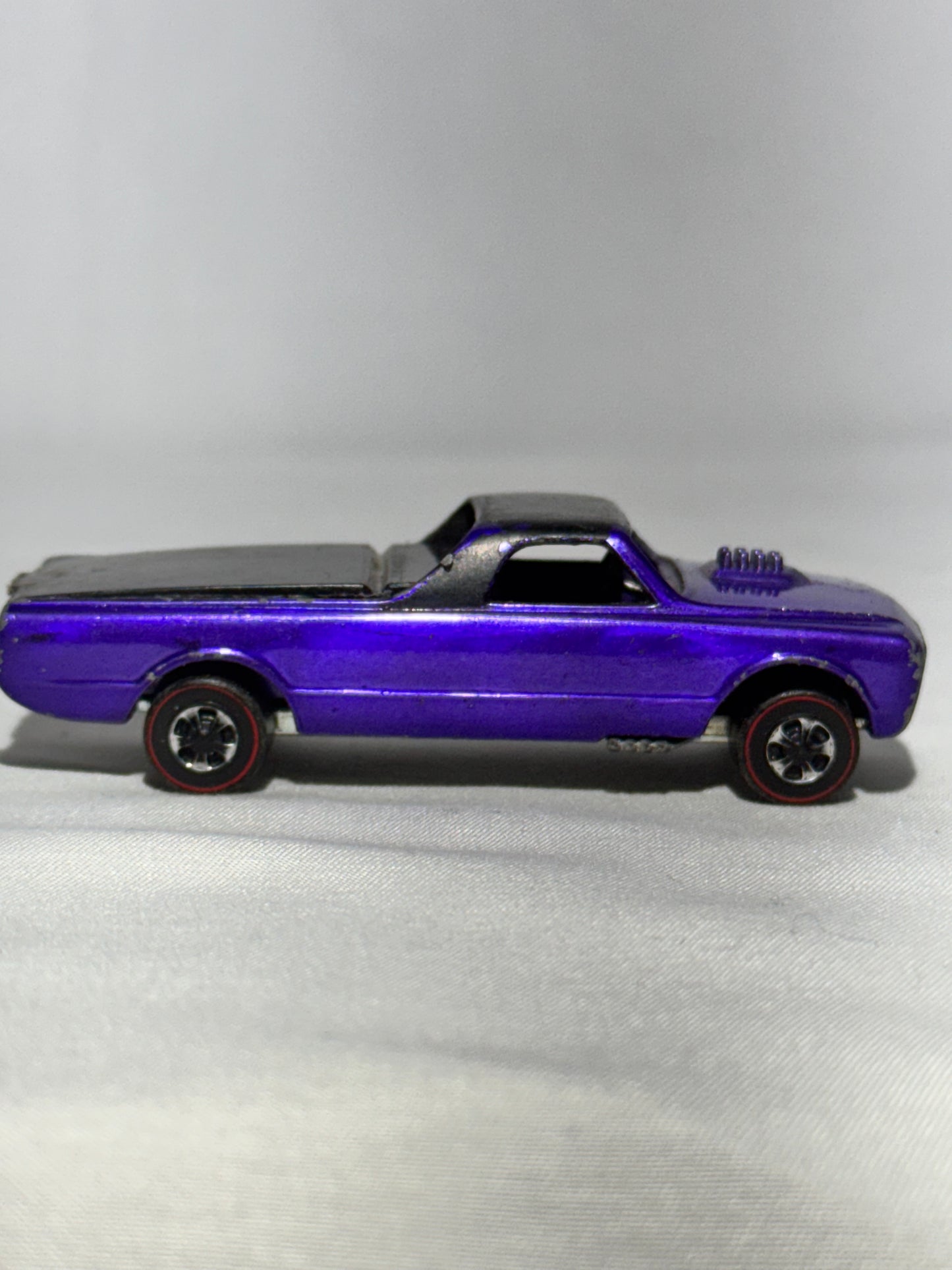 Hot Wheels Custom Fleetside – 1968 Redline – Metallic Purple