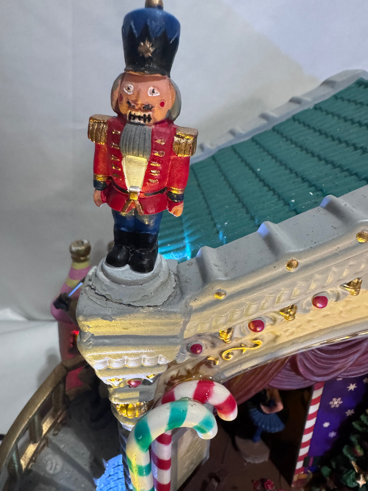 Lemax Nutcracker Suite Christmas Village – 2010 – Lighted & Musical – AS IS / Parts or Repair