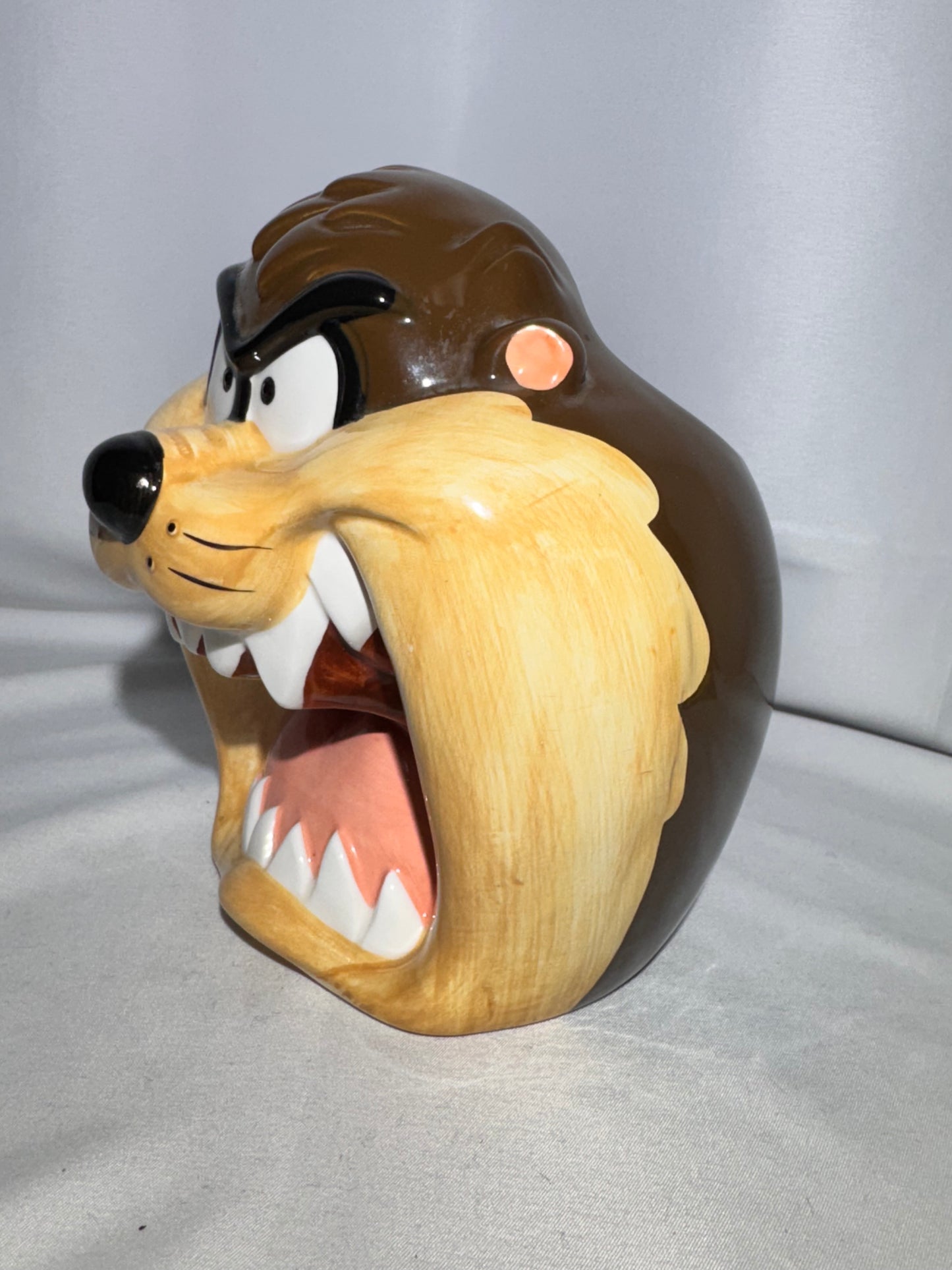 Vintage 1993 Warner Bros. Taz Ceramic Jar / Desk Organizer