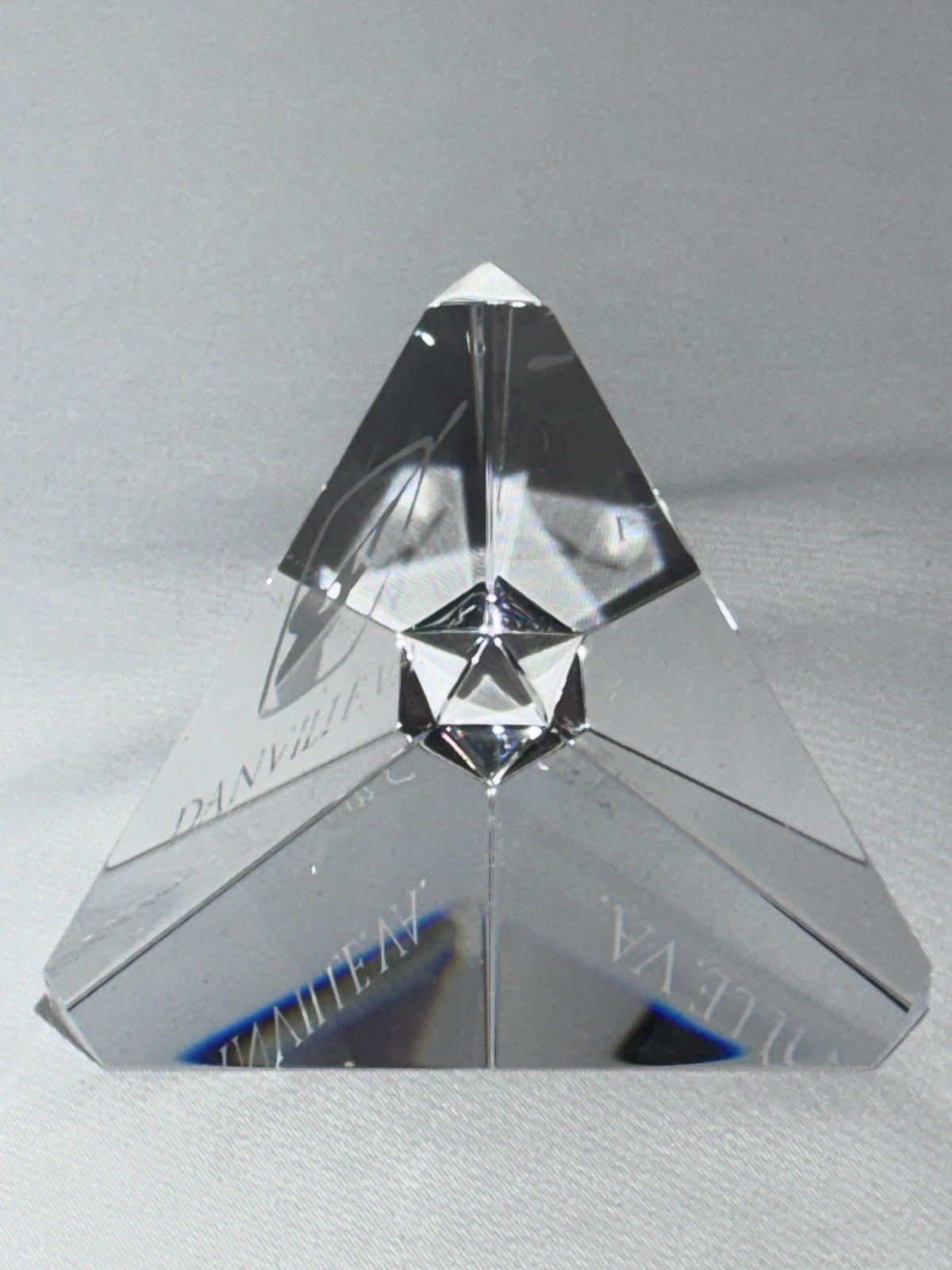 RARE Steuben / Corning Glass Works Diamond Prism – Signed S. Teychenne – Master Engraved Optical Crystal