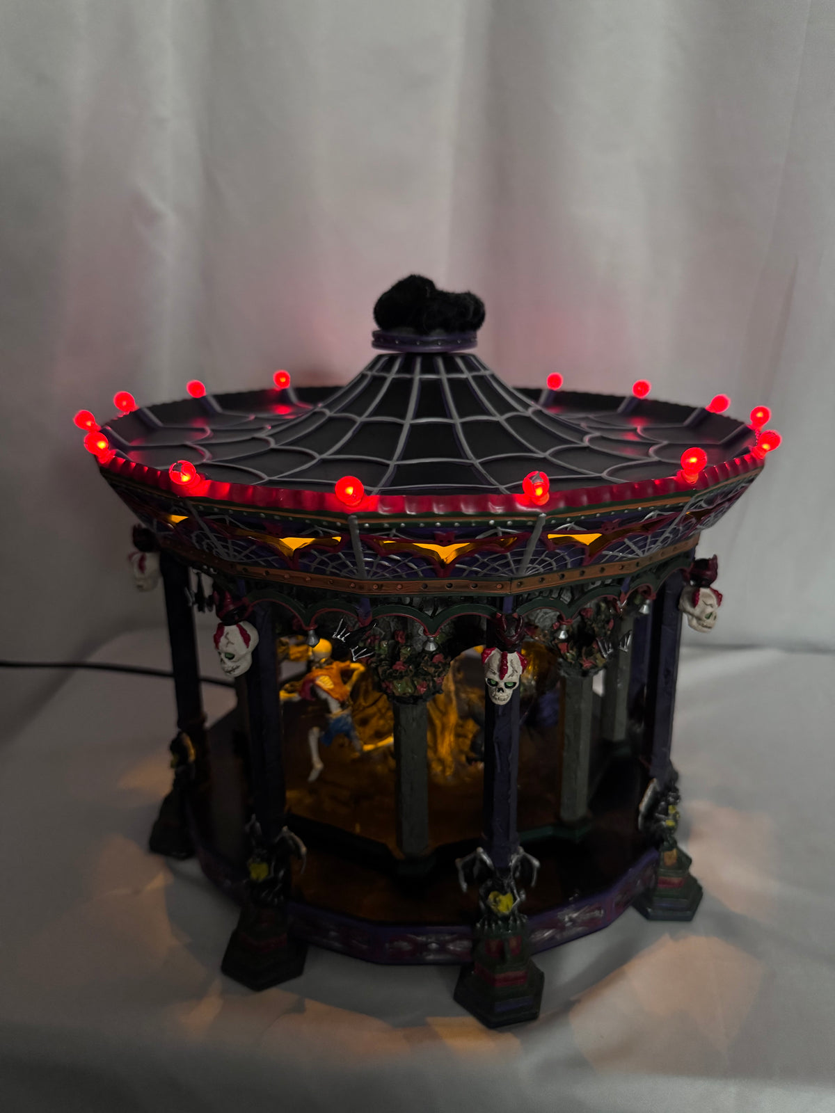 Department 56 Snow Village Halloween Ghostly Carousel #56.55317 – Retired 2002–2005
