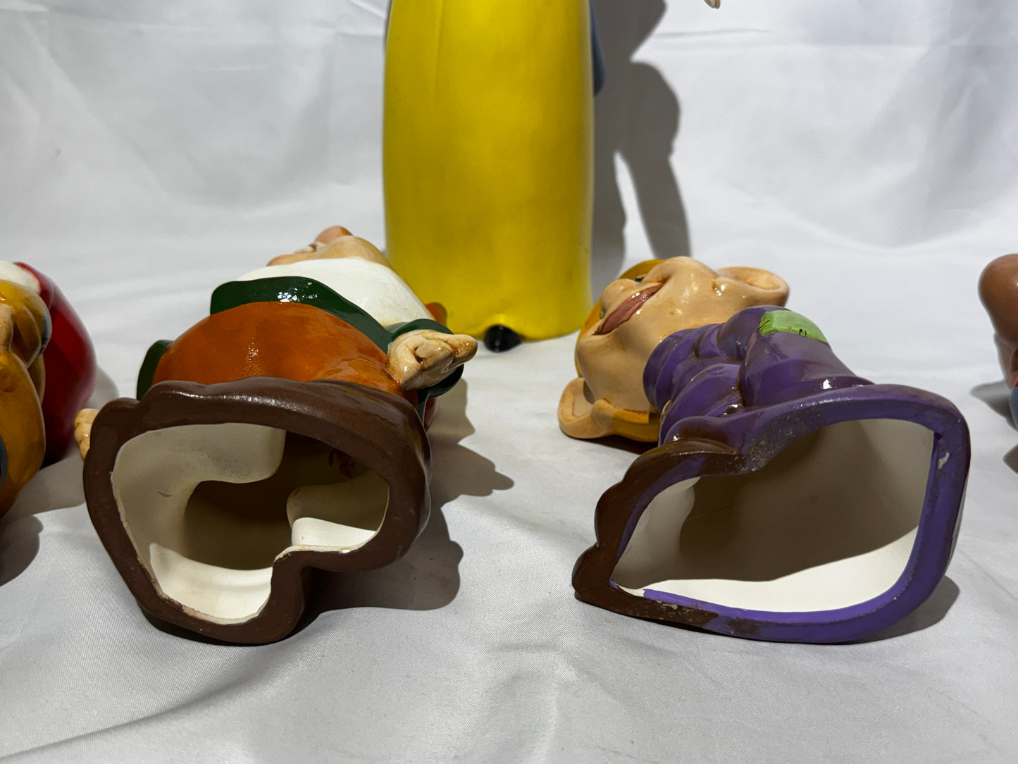 Vintage Walt Disney Prod Snow White & 7 Dwarfs XL Ceramic Set 16” Complete