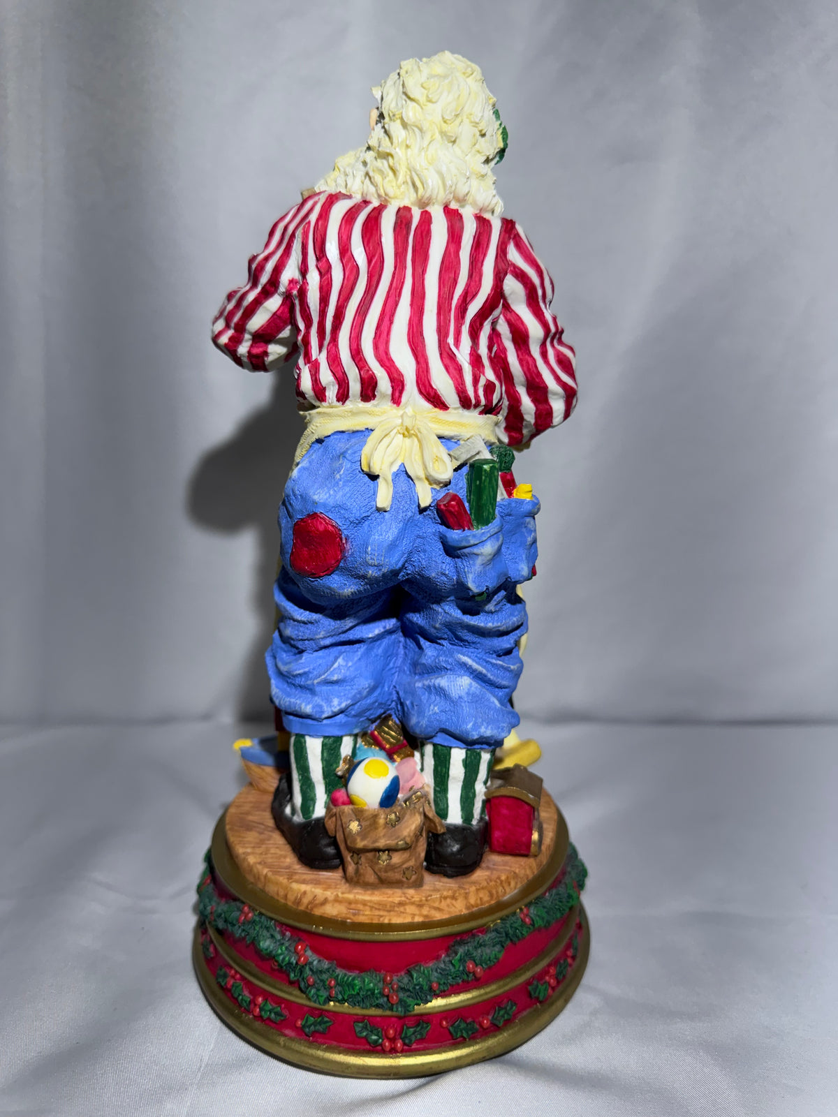 Vintage Toy Maker Santa Claus Wind-Up Music Box – Plays “Jolly Old St. Nicholas”
