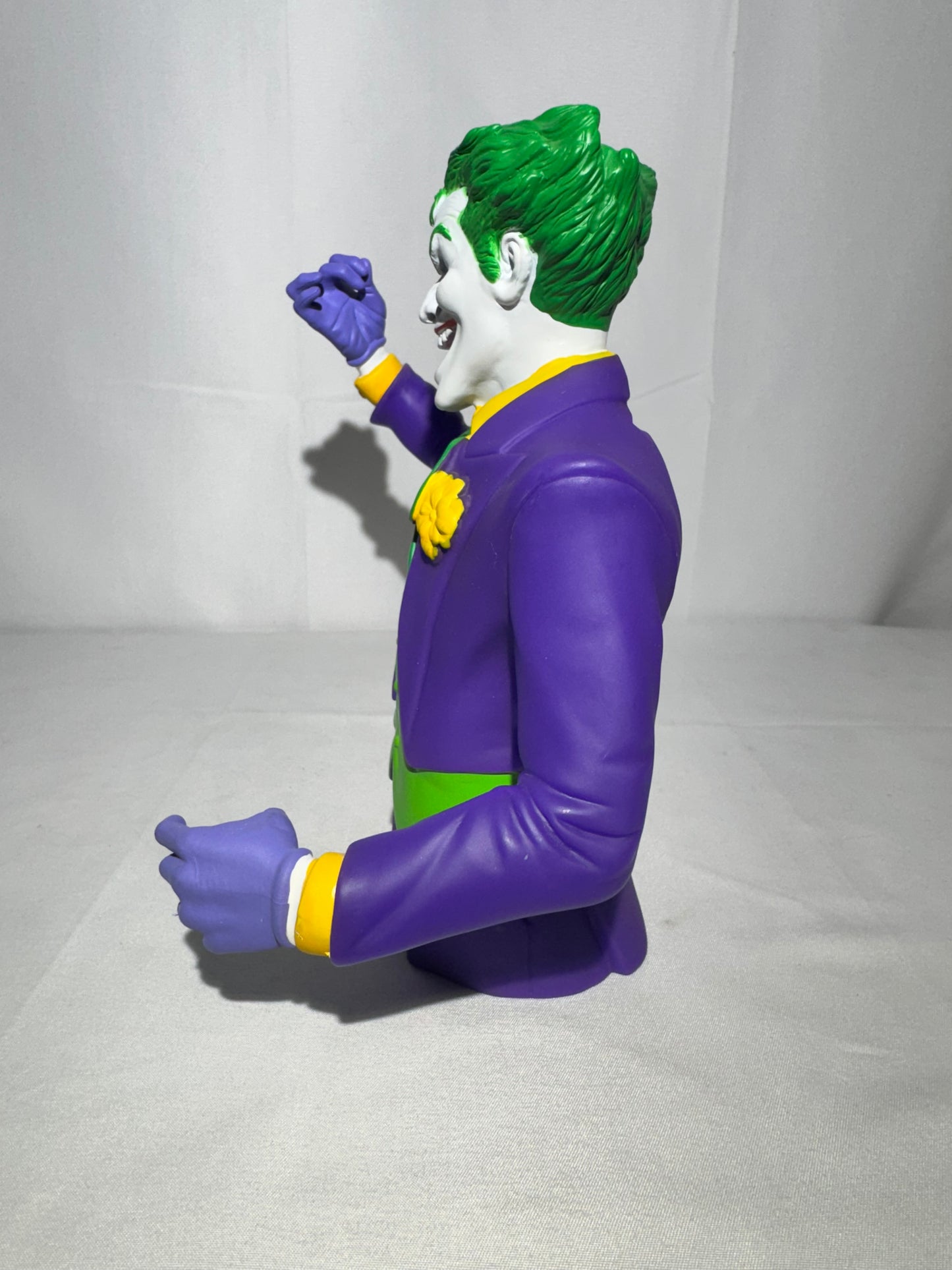 Joker Bust Vinyl Piggy Bank – Stock #45202 DC Comics