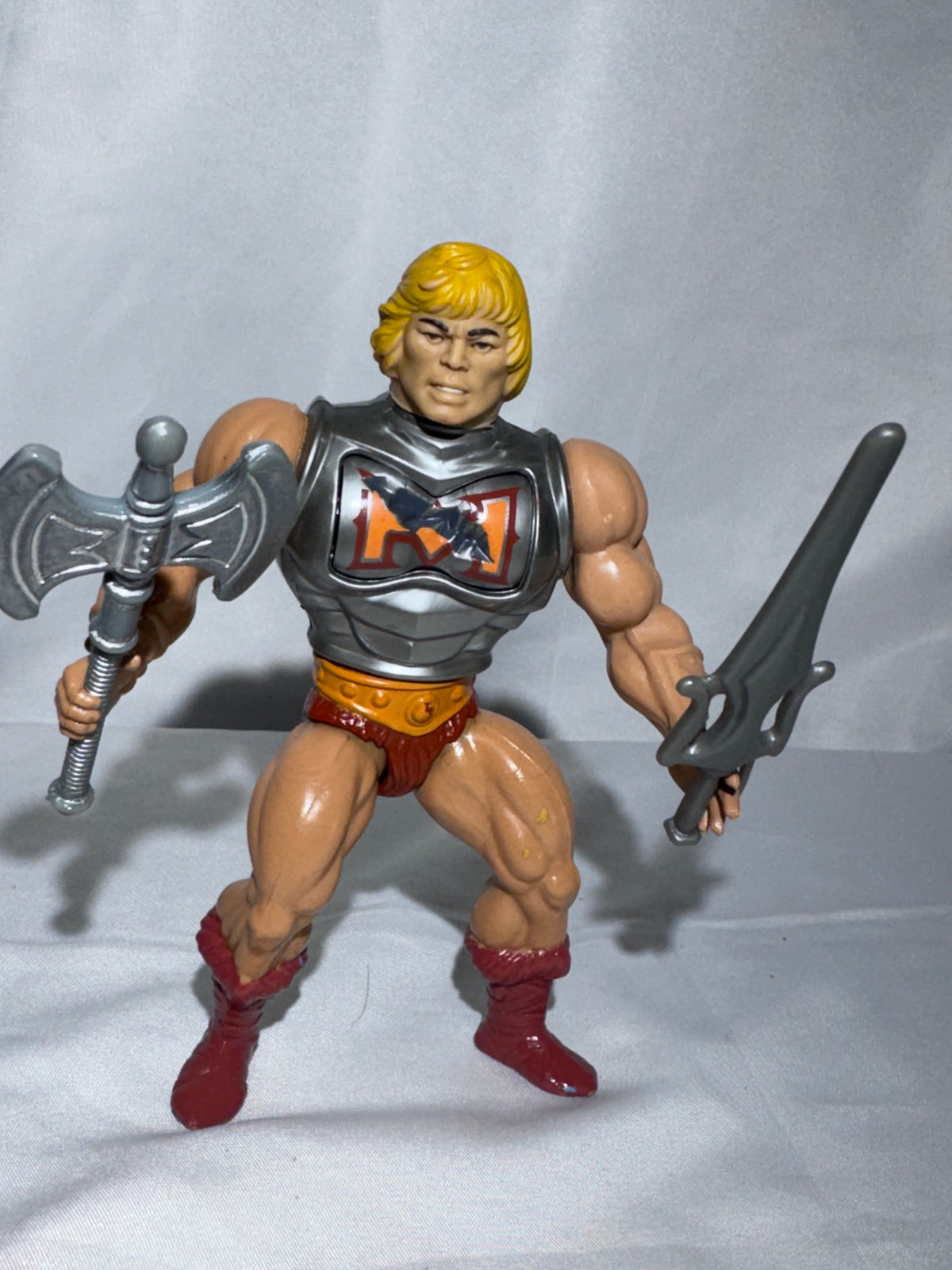 Vintage 1983 Mattel Masters of the Universe Battle Armor He-Man with Masks of Power Mini-Comic