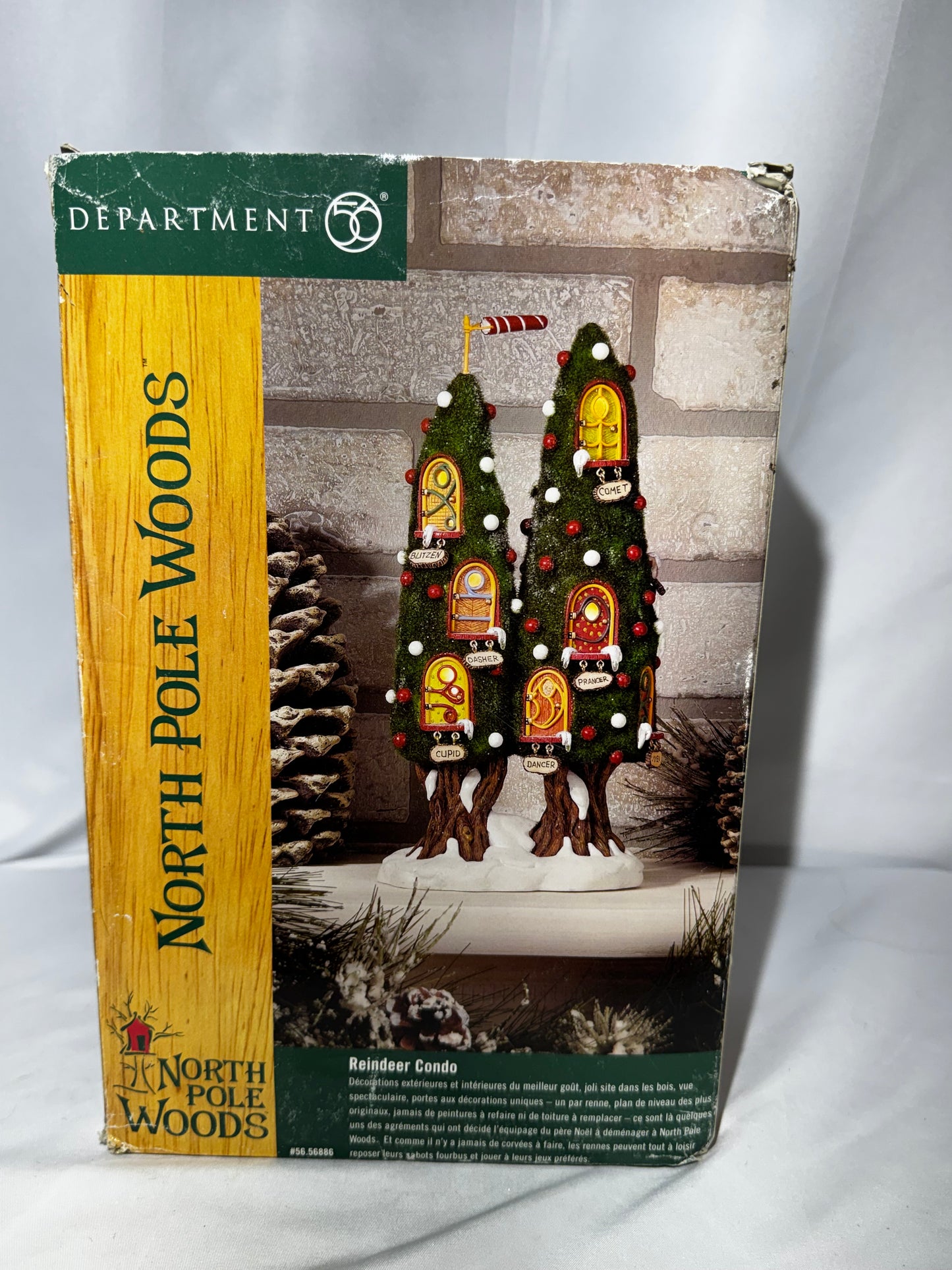 Department 56 North Pole Woods Reindeer Condo #56.56886 Lighted Tree House w/ Box READ