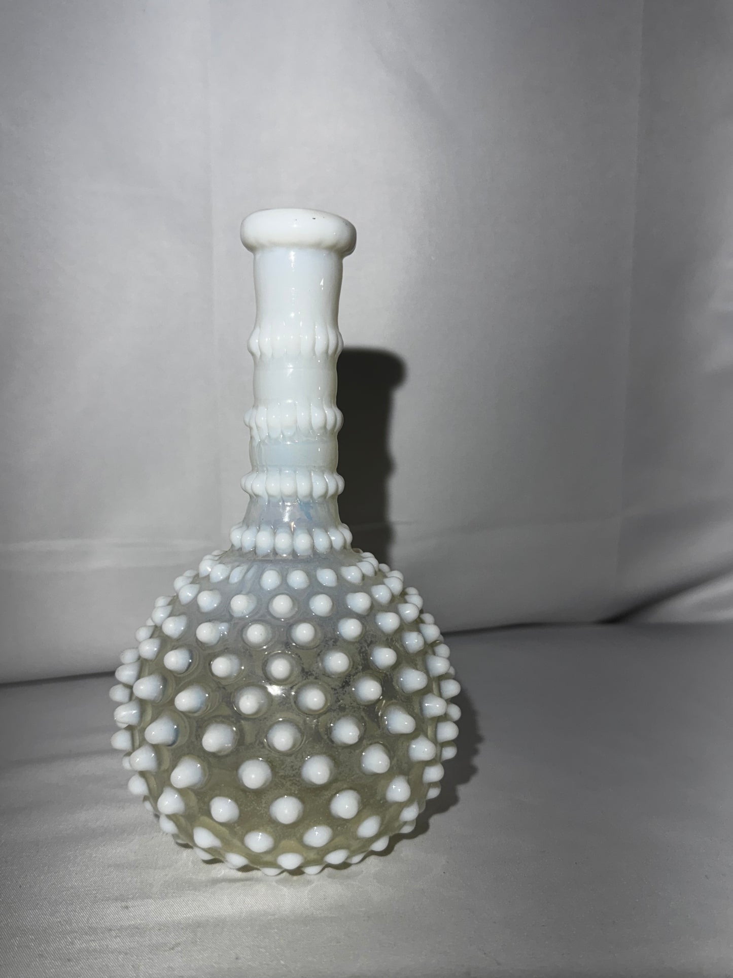 Vintage Fenton Art Glass Moonstone Opalescent Hobnail Bud Vase – 7”