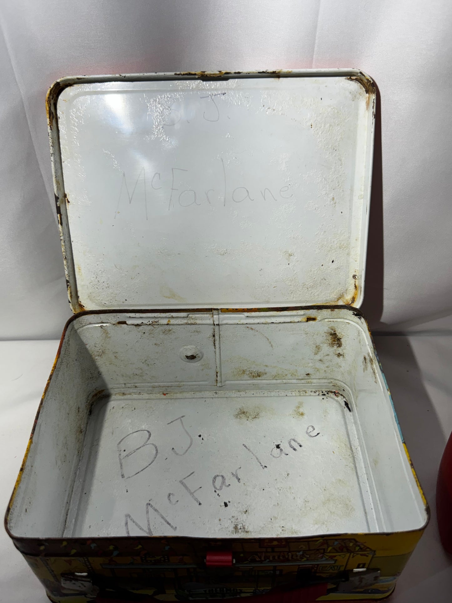 Vintage 1976 Happy Days “The Fonz” Metal Lunch Box w/ Original Thermos