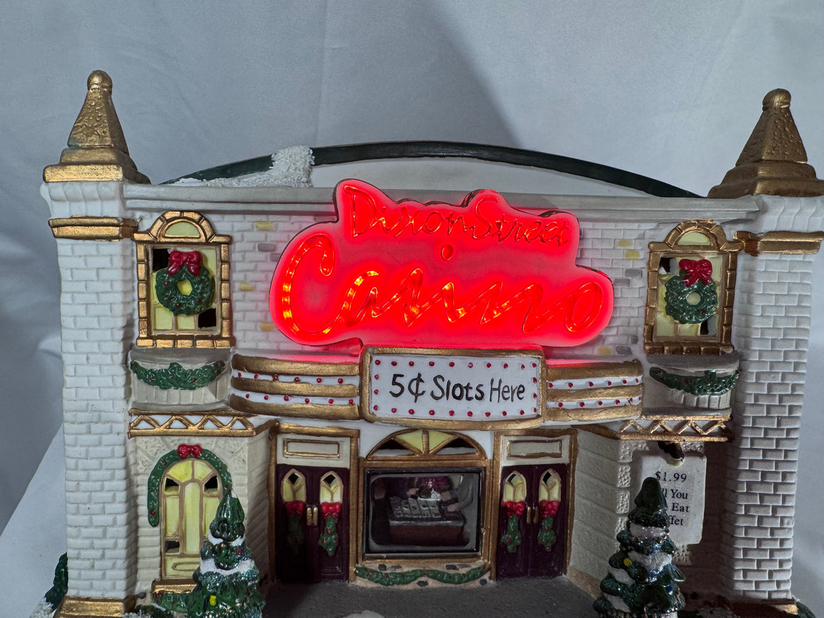 St Nicholas Square Dixon Street Casino 2005 Lighted Christmas Village Building AS IS