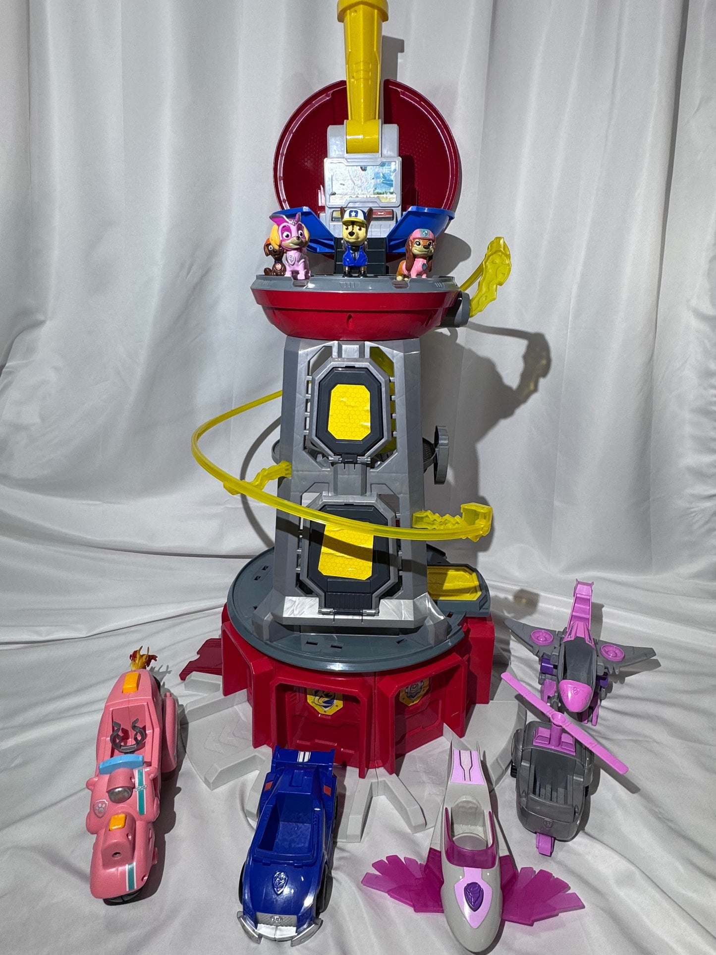PAW Patrol Mighty Lookout Tower 2.75 FT Playset w/ Zipline Elevator Telescope + Pups Vehicles