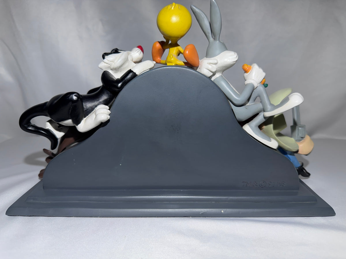 1994 Warner Bros. Looney Tunes Mantle Clock Bugs Bunny Tweety Sylvester Taz Yosemite Sam