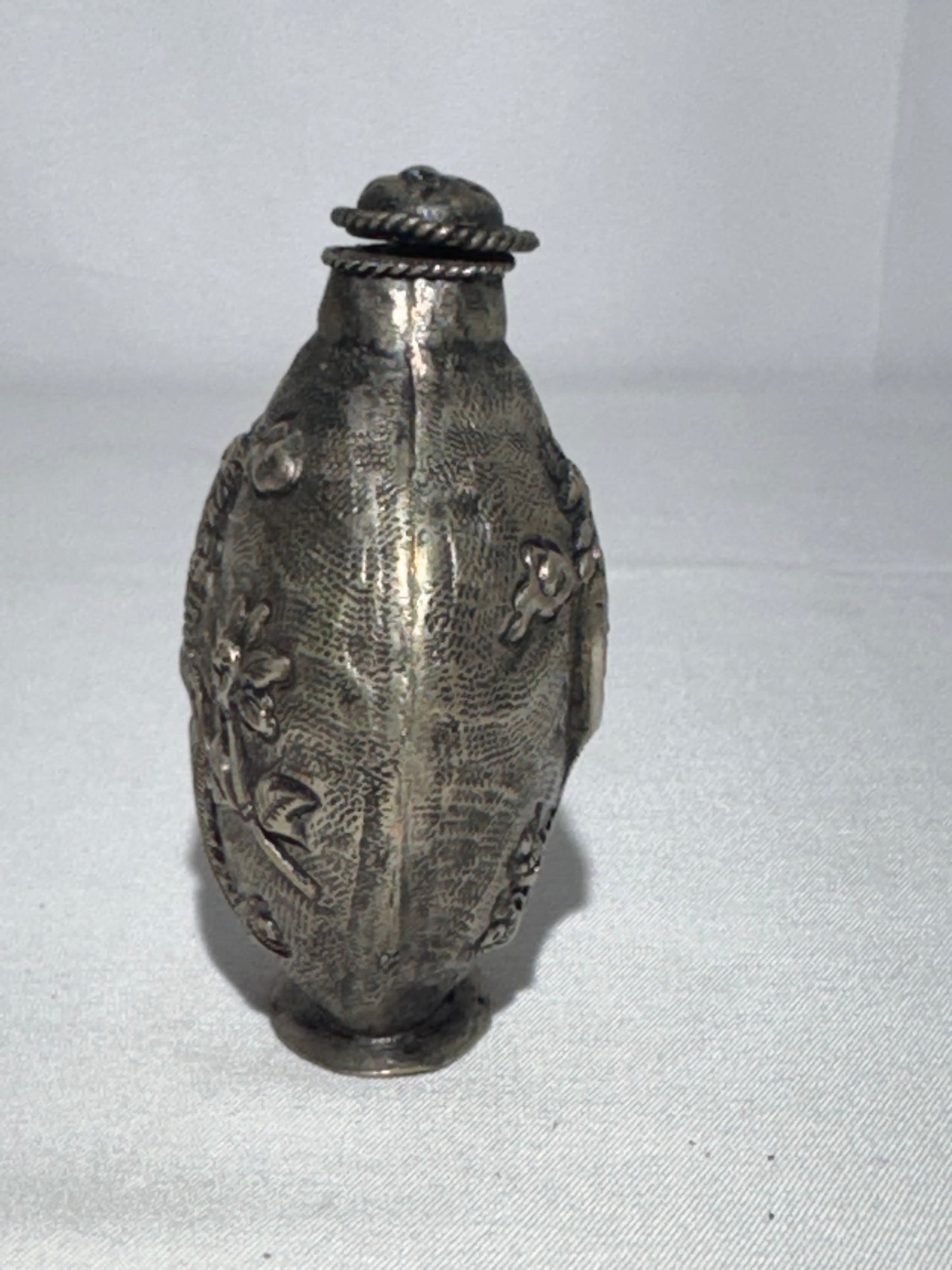 Antique Chinese Snuff Bottle – Repoussé Phoenix & Floral Motif – Hammered Metal Design