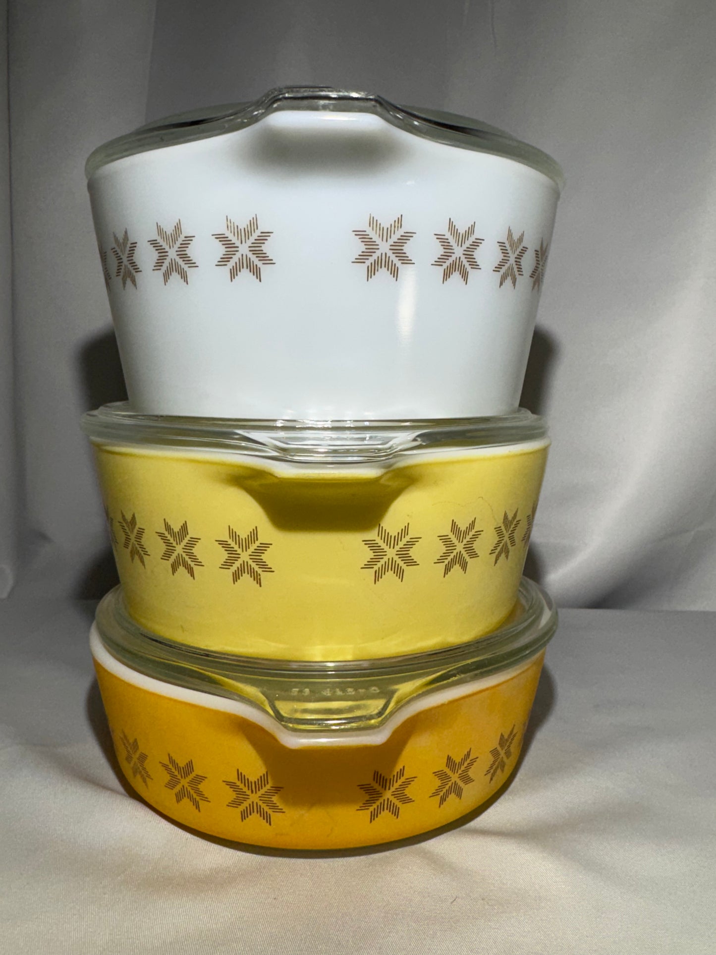 Vintage Pyrex Town & Country Cross Stitch Star Casserole Set 471 472 473 w/Lids Brown